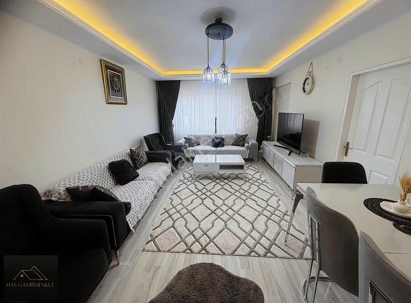 Hastane Bölgesinde İçi Full Yapılı 3+1 120 M2 Daire