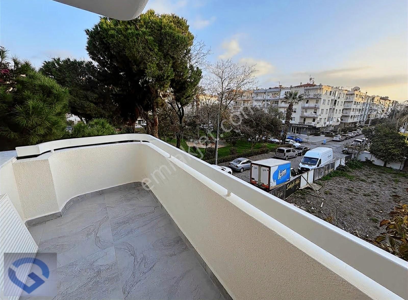 Güvenci'den Bostanlı'da Girne Cad.ve Sahil Yakını,3+1,135 M² - Görsel 16