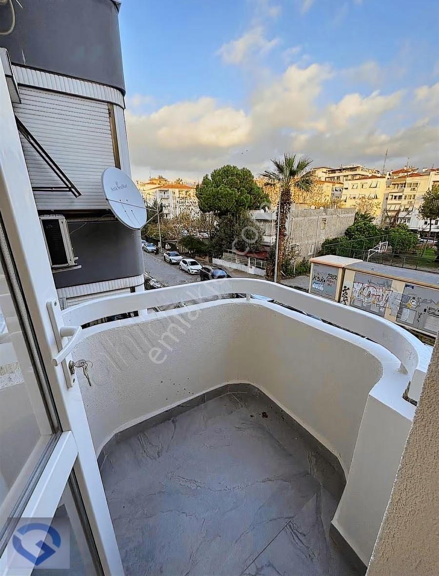 Güvenci'den Bostanlı'da Girne Cad.ve Sahil Yakını,3+1,135 M² - Görsel 15