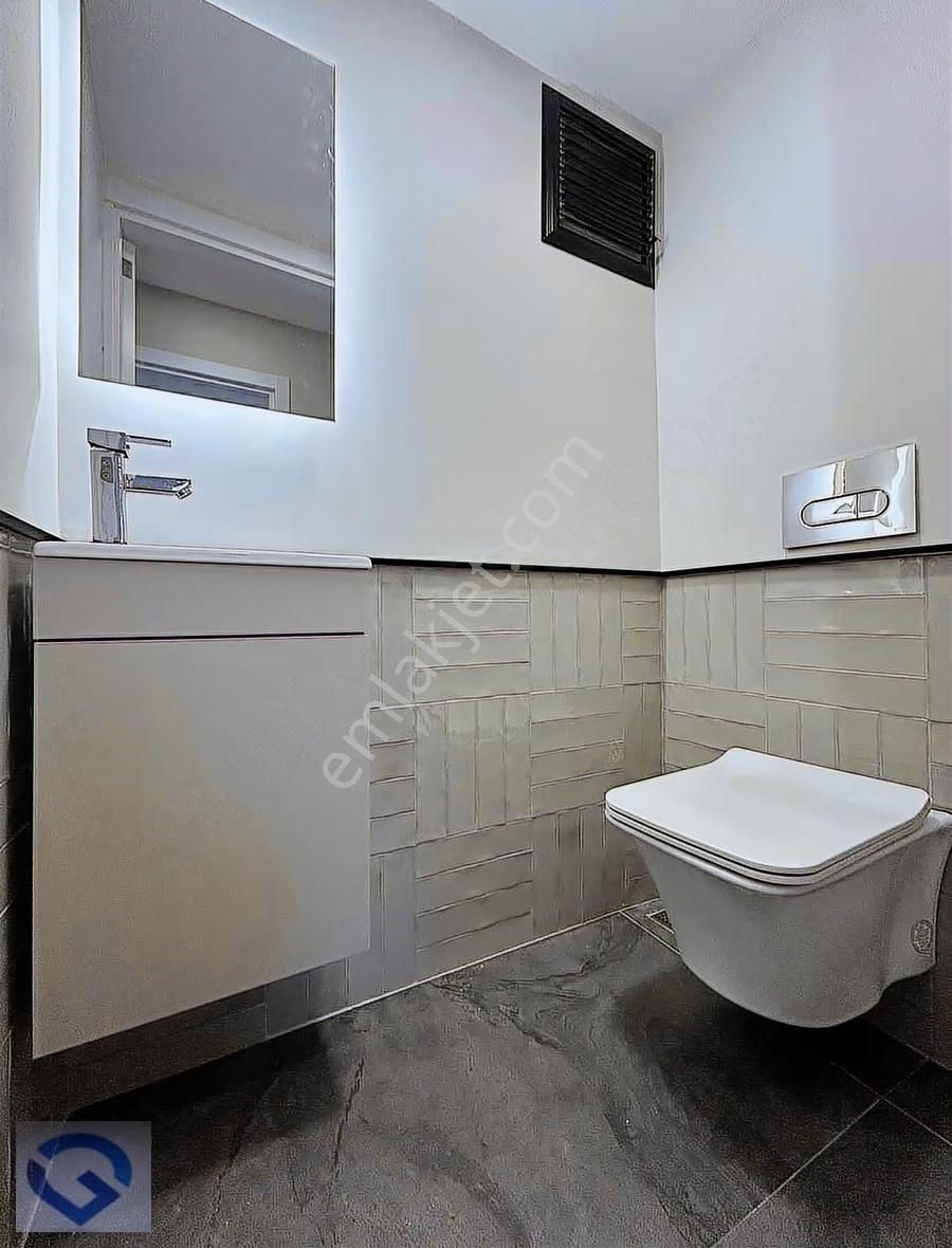 Güvenci'den Bostanlı'da Girne Cad.ve Sahil Yakını,3+1,135 M² - Görsel 28