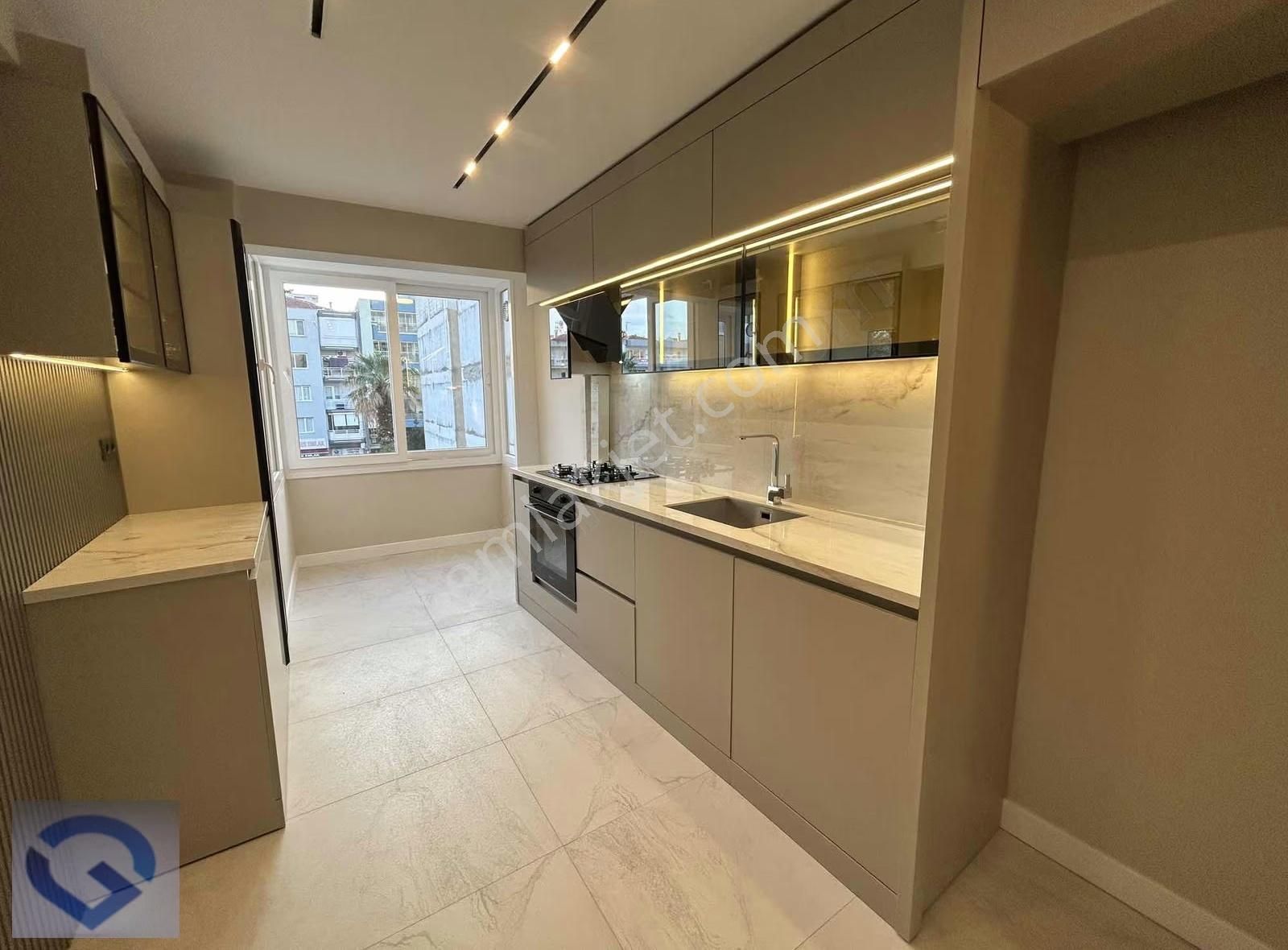 Güvenci'den Bostanlı'da Girne Cad.ve Sahil Yakını,3+1,135 M² - Görsel 33