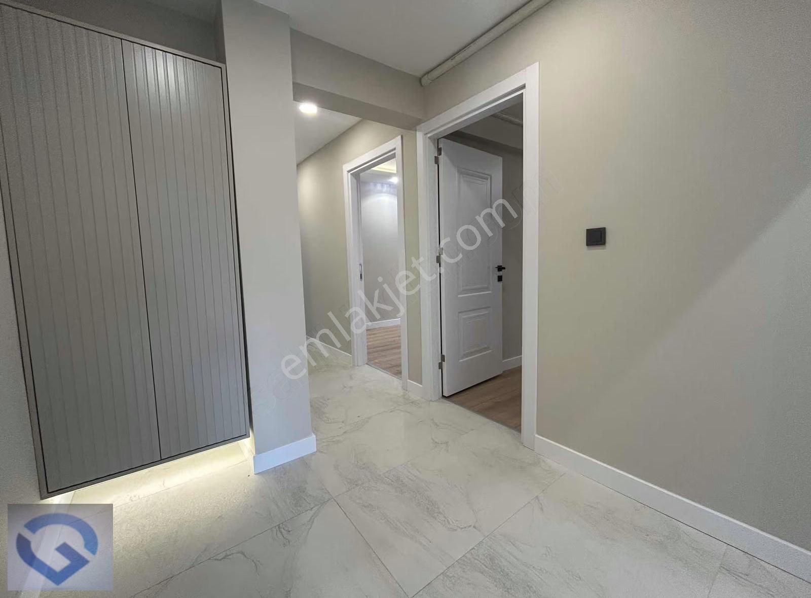 Güvenci'den Bostanlı'da Girne Cad.ve Sahil Yakını,3+1,135 M² - Görsel 22