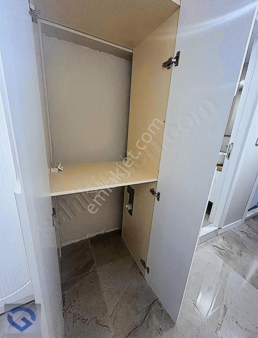 Güvenci'den Bostanlı'da 3+1,müstakil Bahçeli,komple Yenilenmiş - Görsel 27