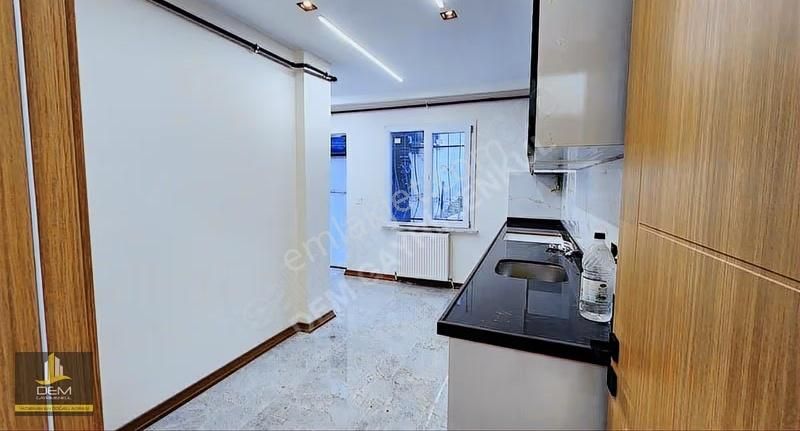 Arnavutköy Mustafa Kemalpaşa Mahallesinde Satılık 2 Adet Daire - Görsel 4