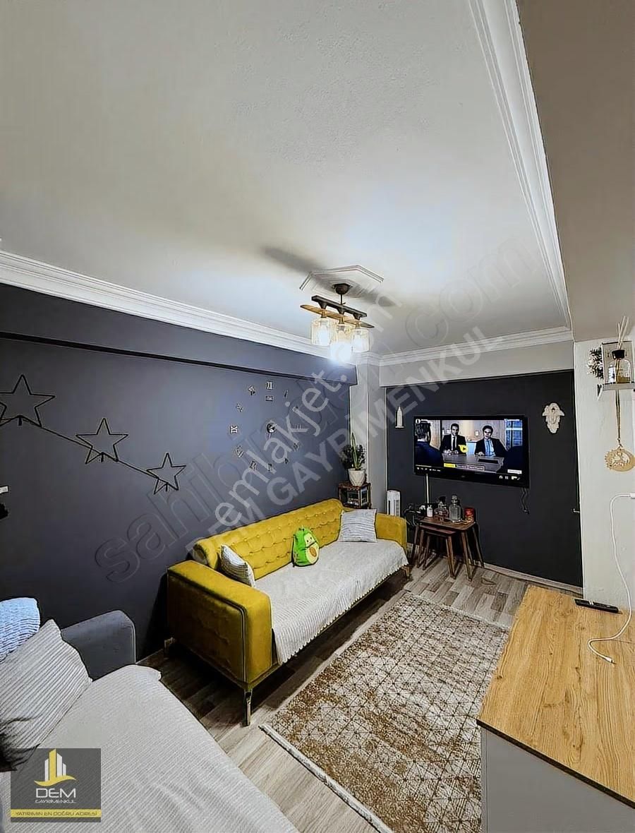 50.yıl Mahallesinde Merkezi Konumda 2+1 - Görsel 28