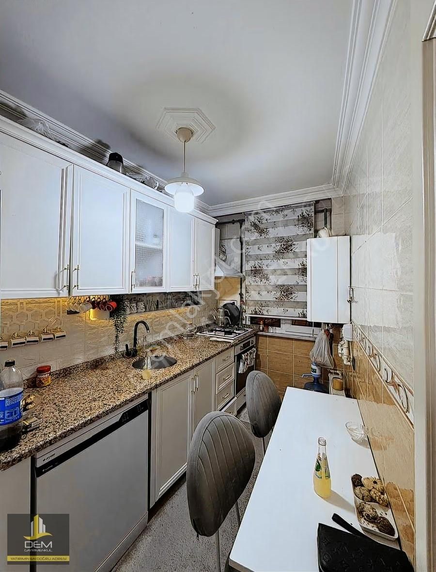 50.yıl Mahallesinde Merkezi Konumda 2+1 - Görsel 31