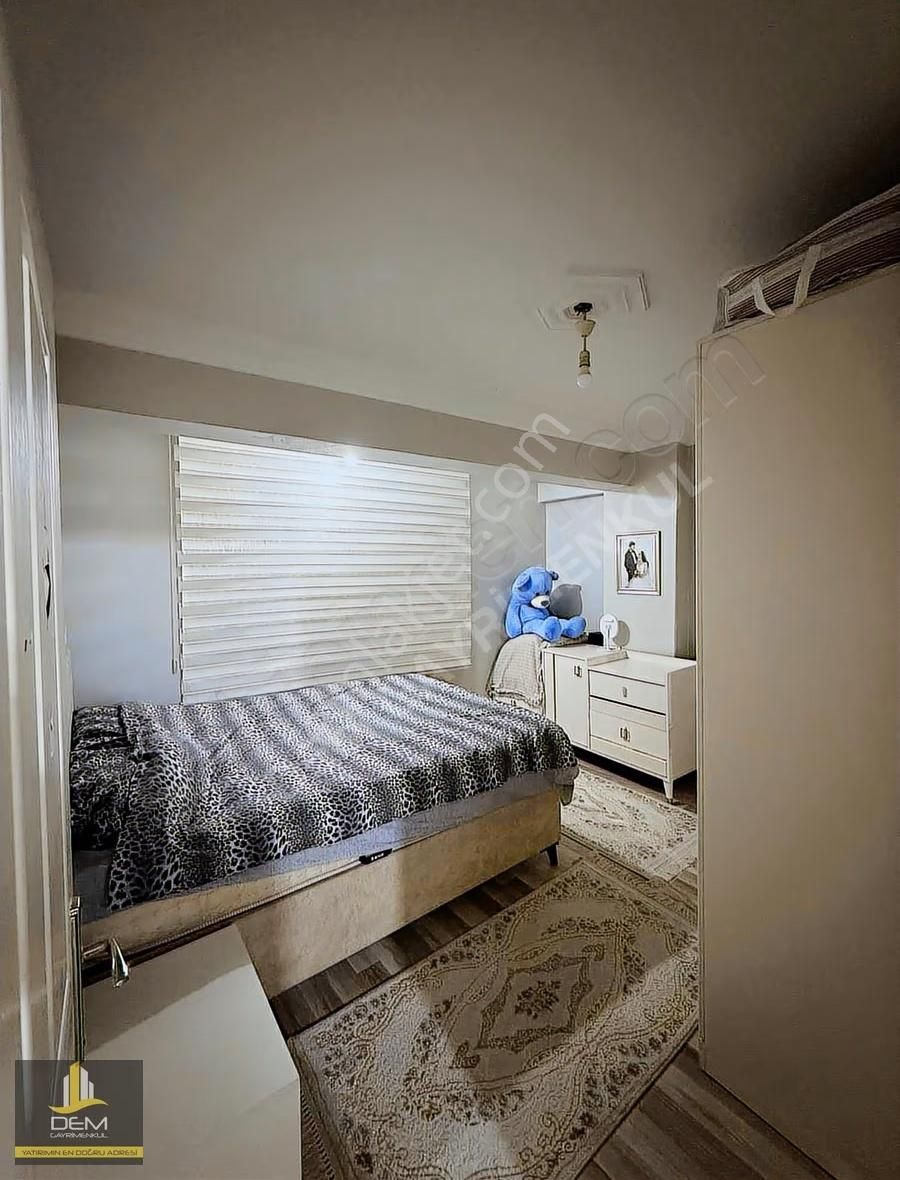 50.yıl Mahallesinde Merkezi Konumda 2+1 - Görsel 8