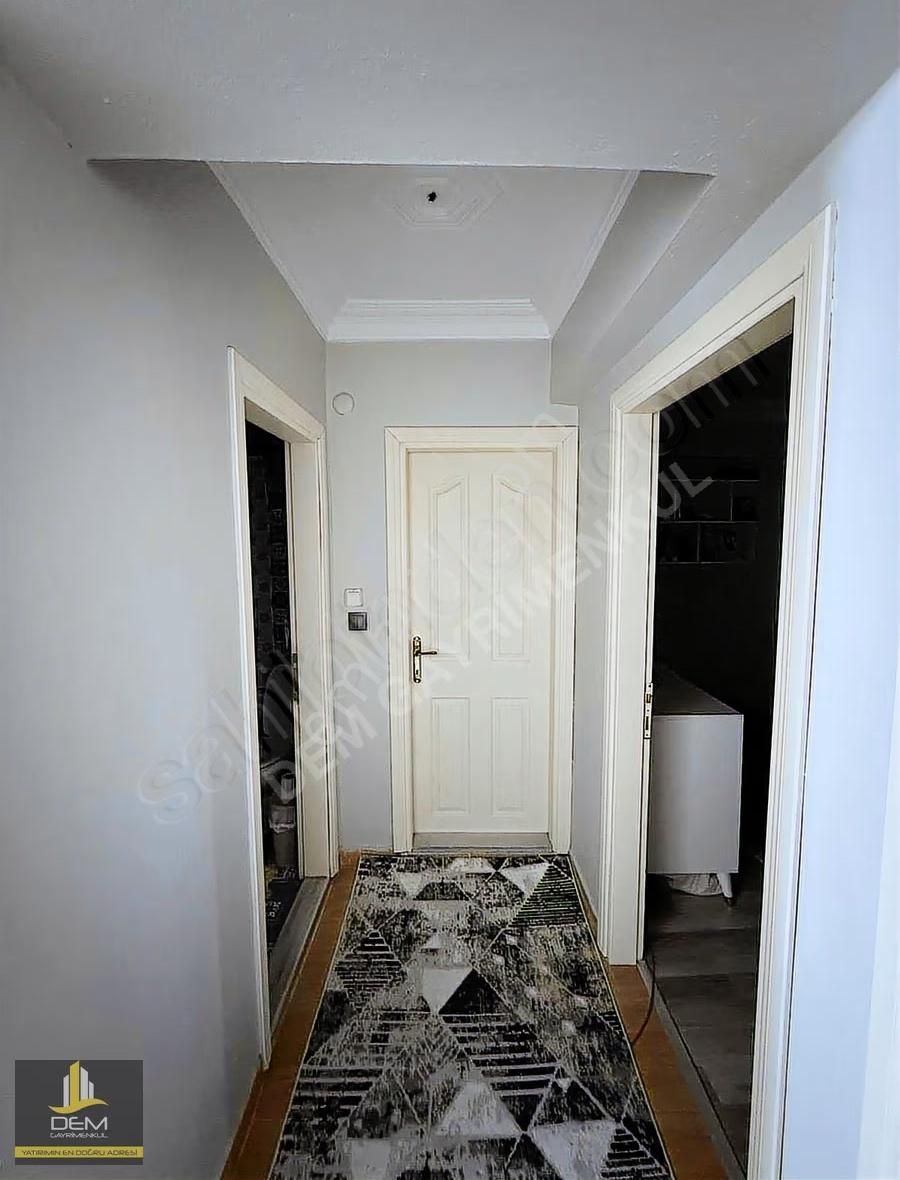 50.yıl Mahallesinde Merkezi Konumda 2+1 - Görsel 6