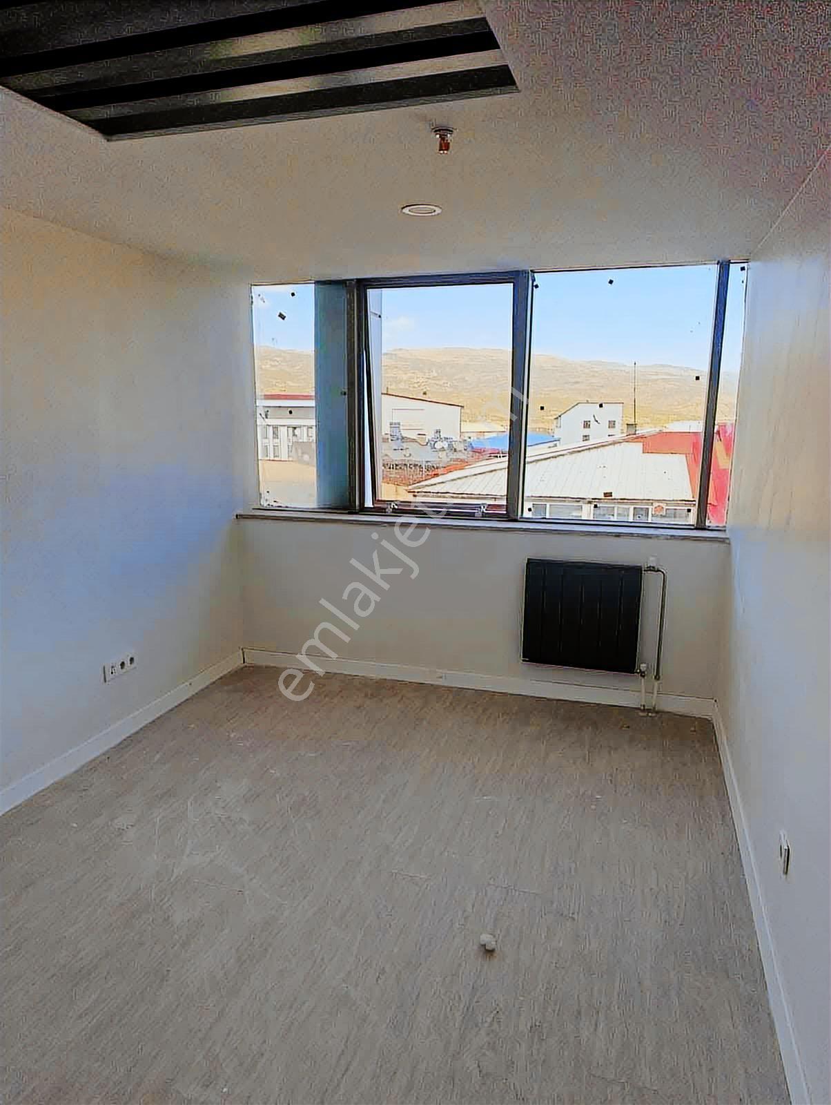 Çapakçur Emlak'tan Satılık Ofis 2+1 75m2 - Görsel 4