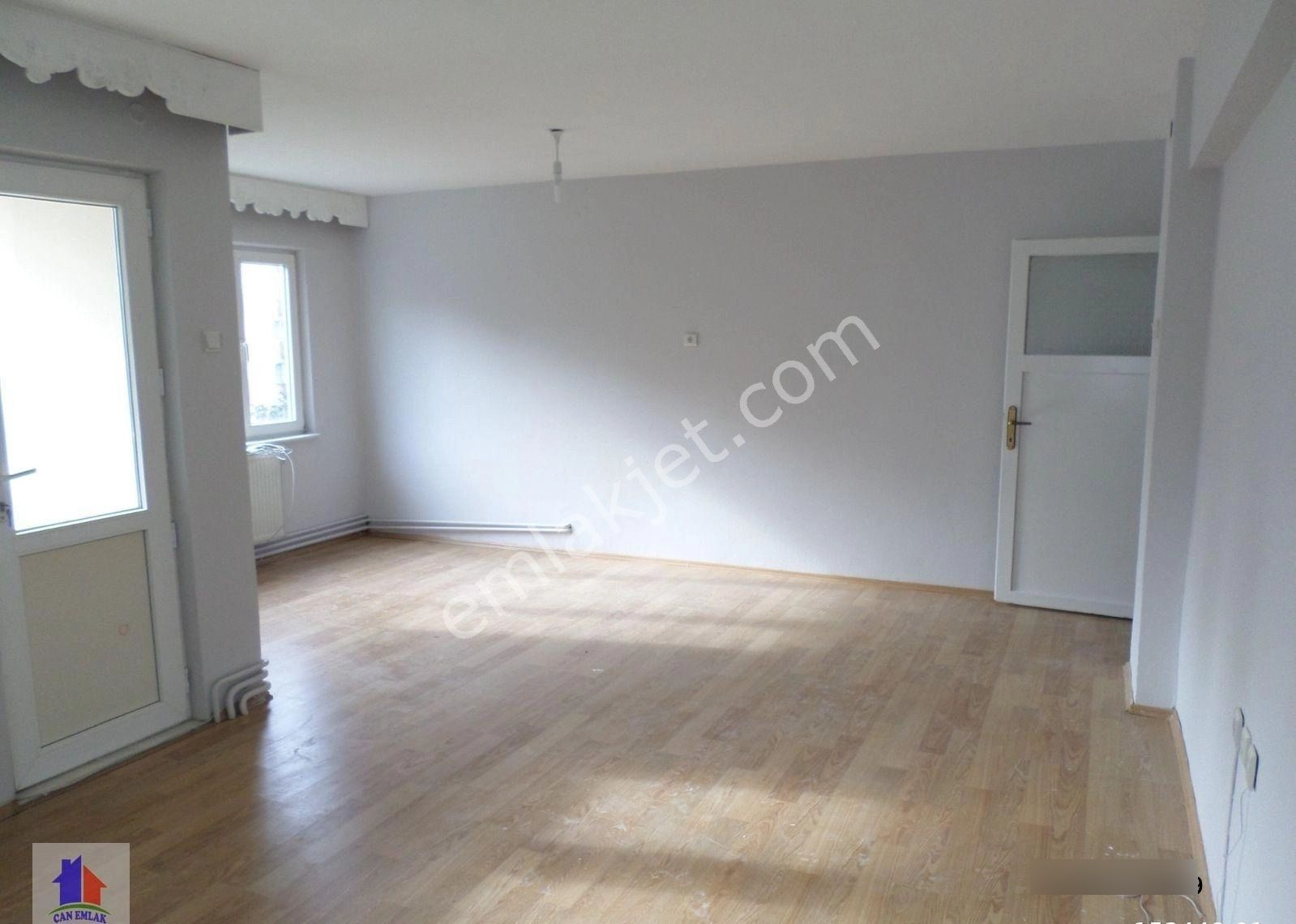 Mudanya Ömerbey Mah.de Kiralık Daire 3+1 Merkez Ana Cadde Cephe 2.kat Asansör Yok Geniş Ferah Daire