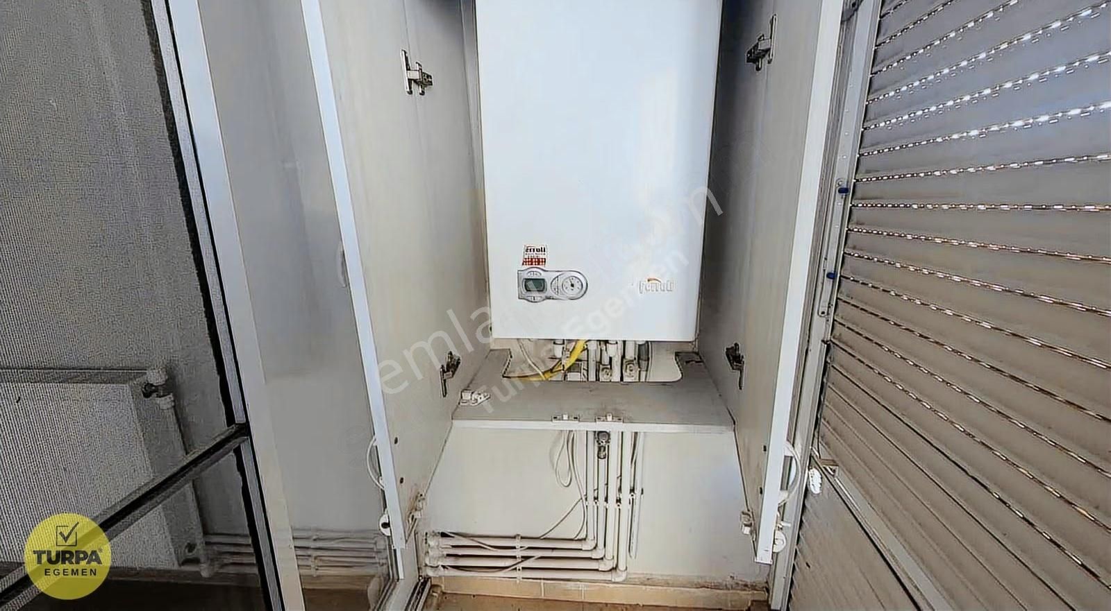 Karşıyaka Yalı Caddesinde Asansörlü Doğalgazlı 2+1 Daire - Görsel 5