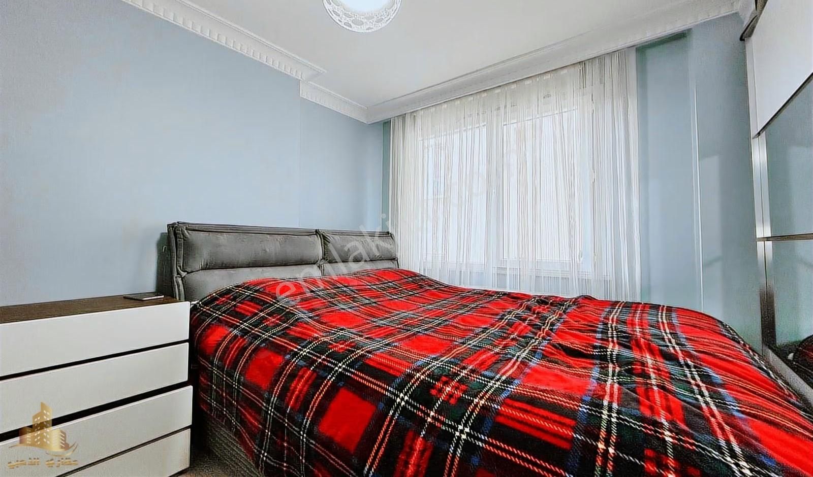 Bahçeşehire Komşu Lokasyonda Lüks Tasarımlı 2+1 Satılık Daire - Görsel 10