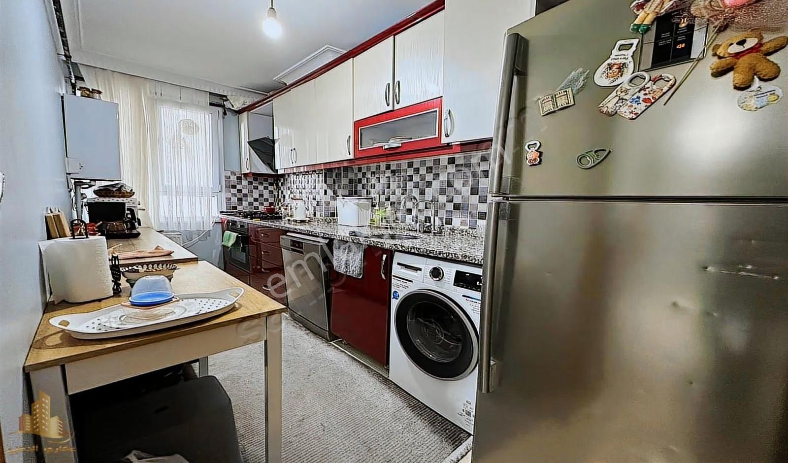 Bahçeşehire Komşu Lokasyonda Lüks Tasarımlı 2+1 Satılık Daire - Görsel 12