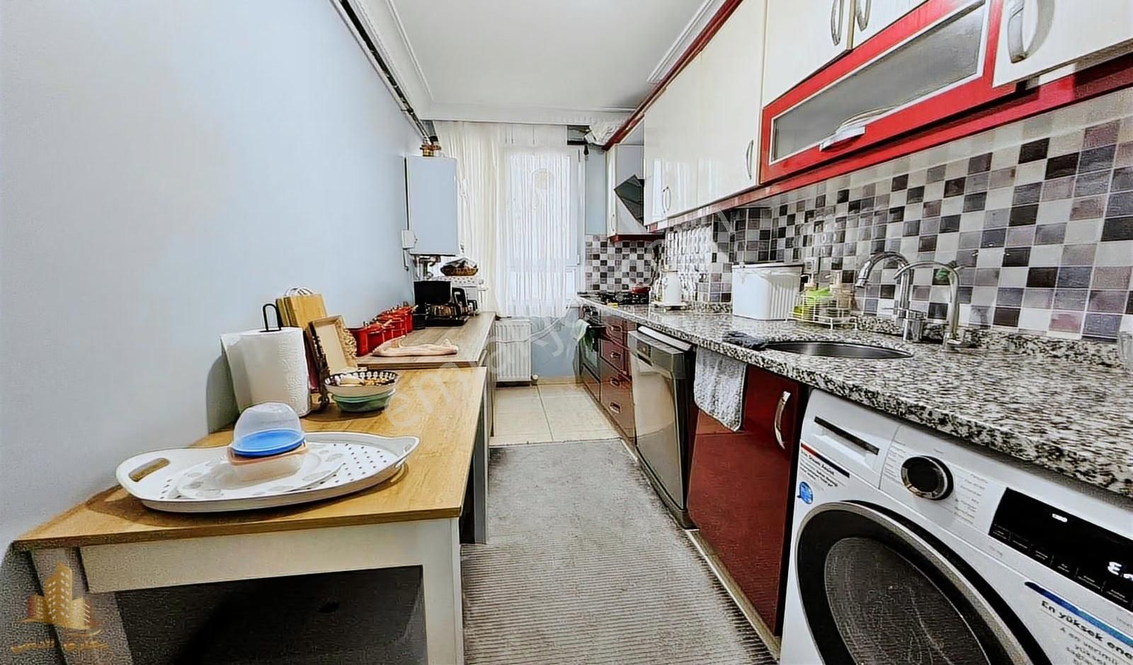 Bahçeşehire Komşu Lokasyonda Lüks Tasarımlı 2+1 Satılık Daire - Görsel 14