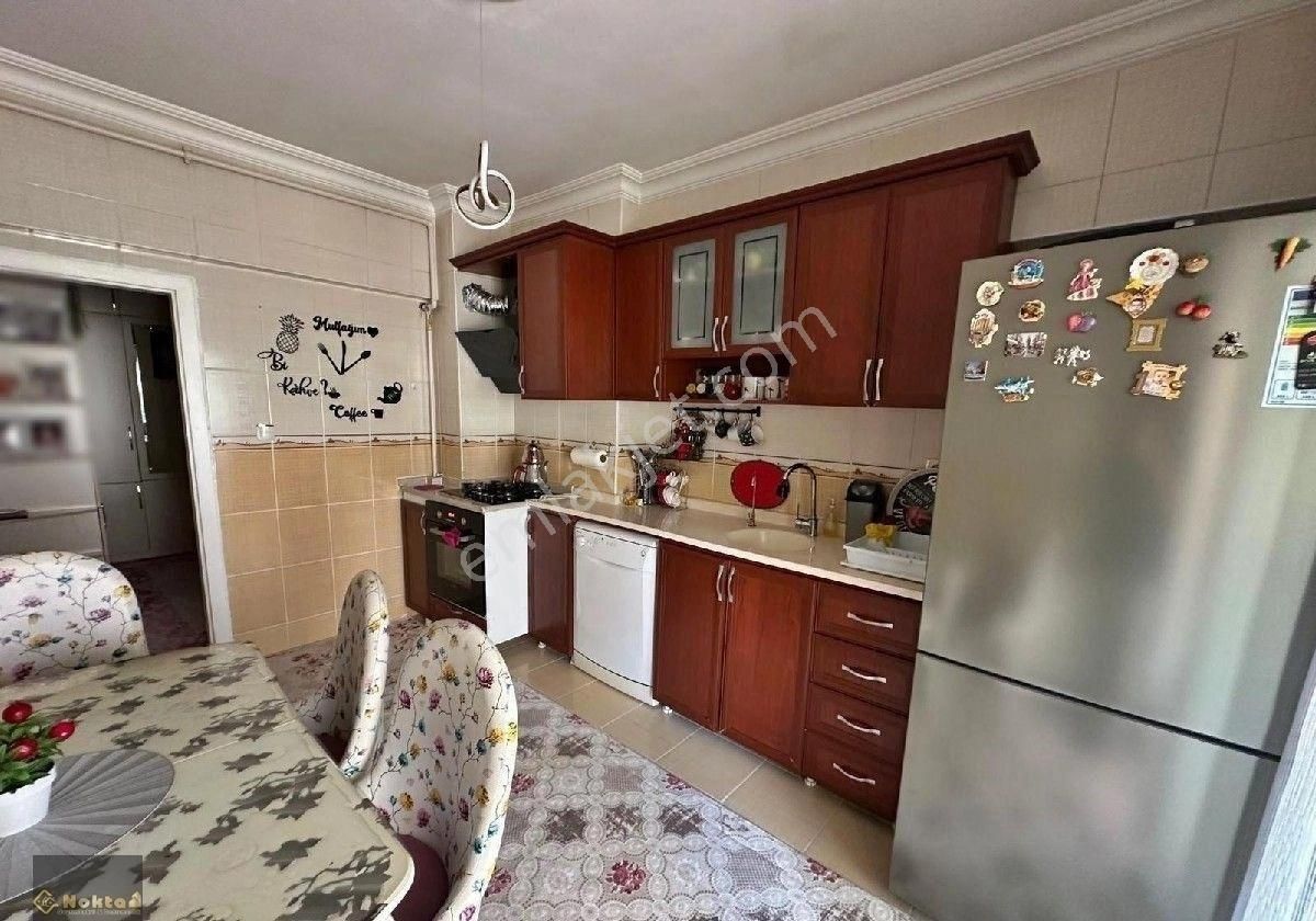 Etimesgut 30 Ağustos'da Site İçinde Kat Konumunda 135m2//3+1 Geniş Balkonlu Satılık Y.giriş Daire - Görsel 14