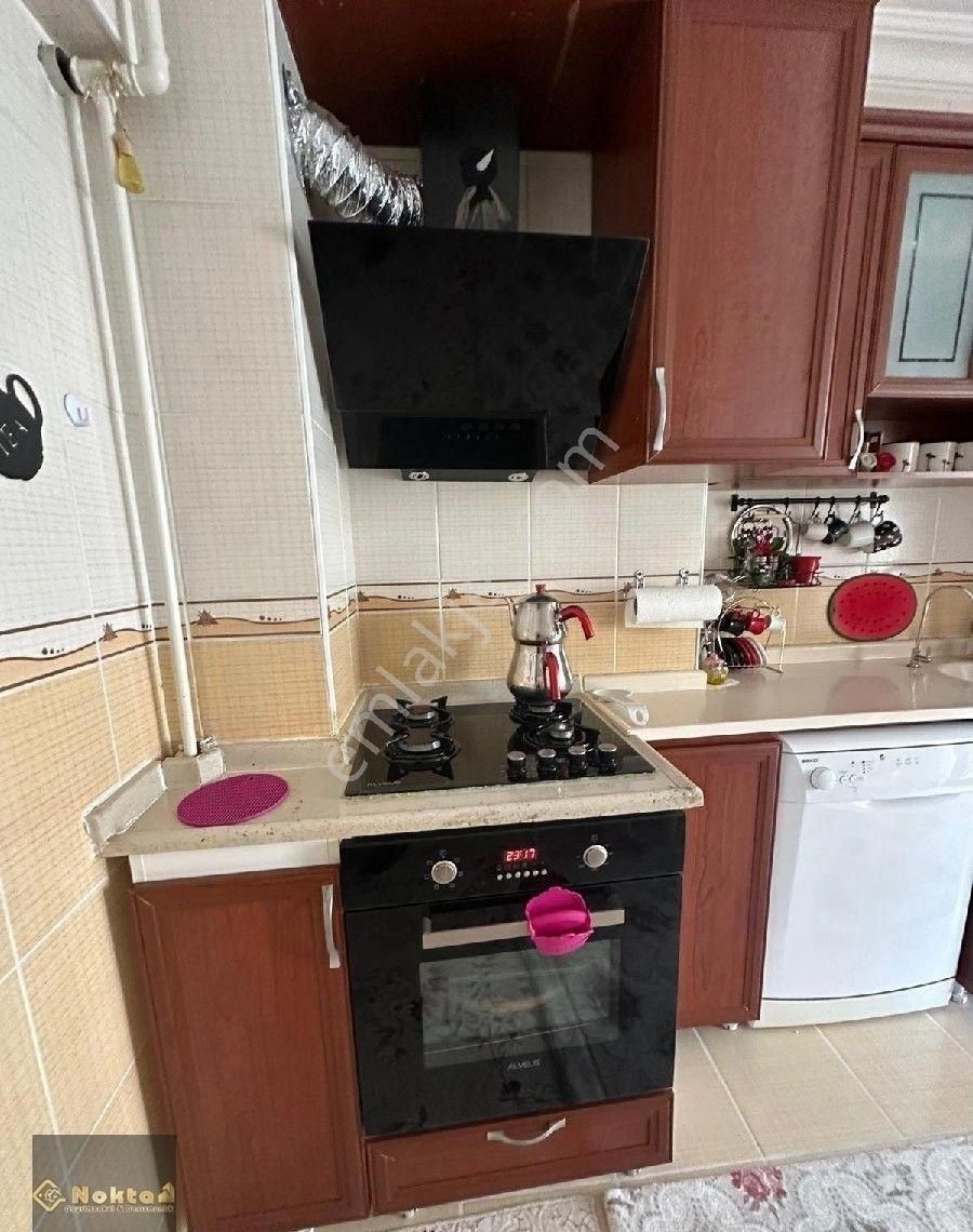 Etimesgut 30 Ağustos'da Site İçinde Kat Konumunda 135m2//3+1 Geniş Balkonlu Satılık Y.giriş Daire - Görsel 12