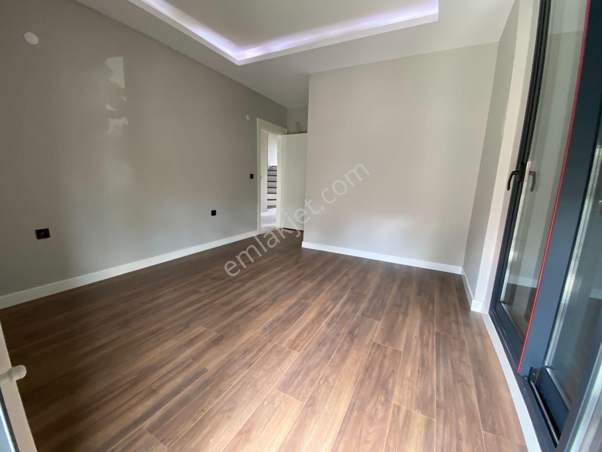 Gümüldür De Deniz Tarafında Yerden Isıtma Lüx Satılık 4+1 Villa - Görsel 25