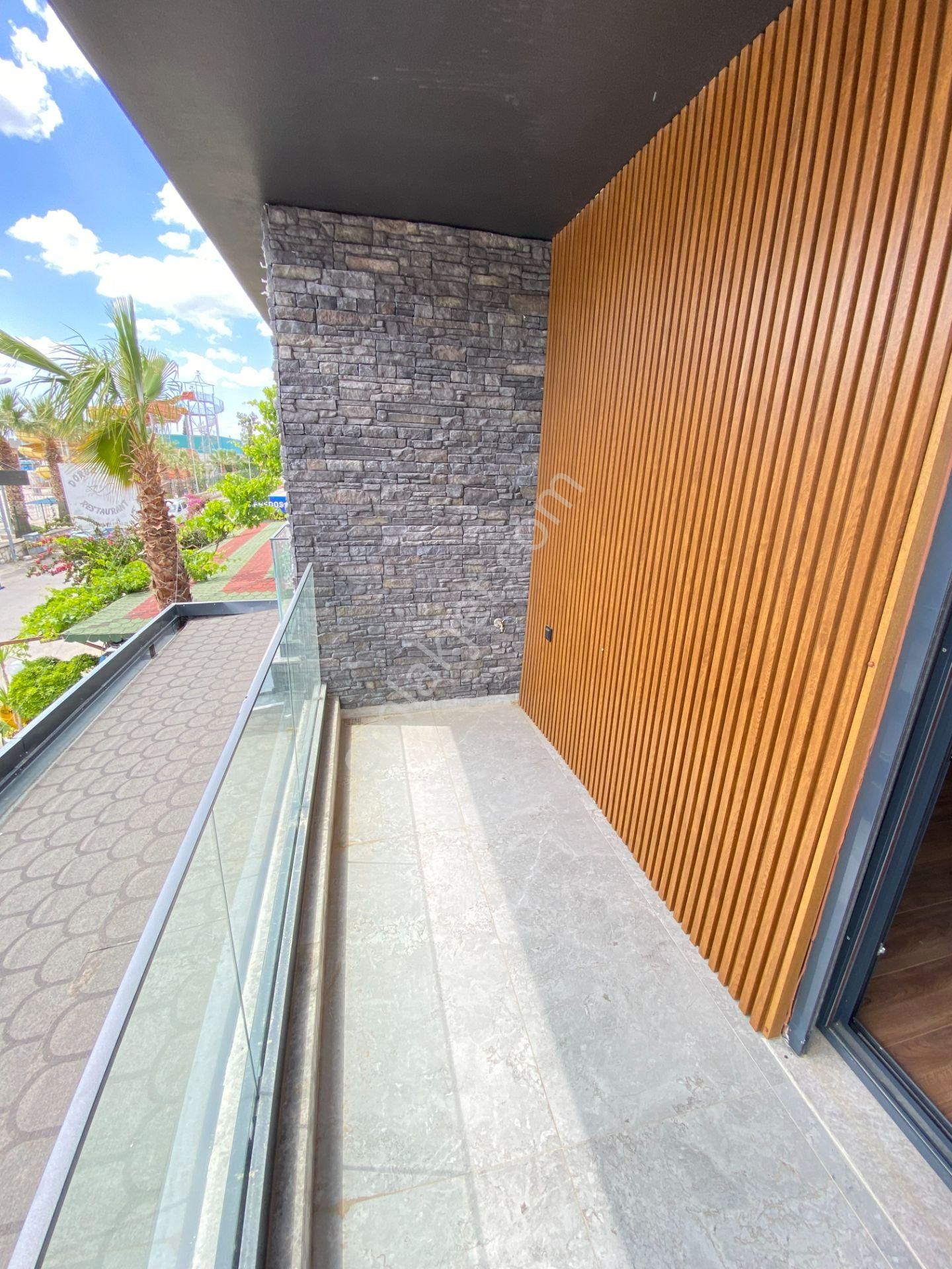 Gümüldür De Deniz Tarafında Yerden Isıtma Lüx Satılık 4+1 Villa - Görsel 24