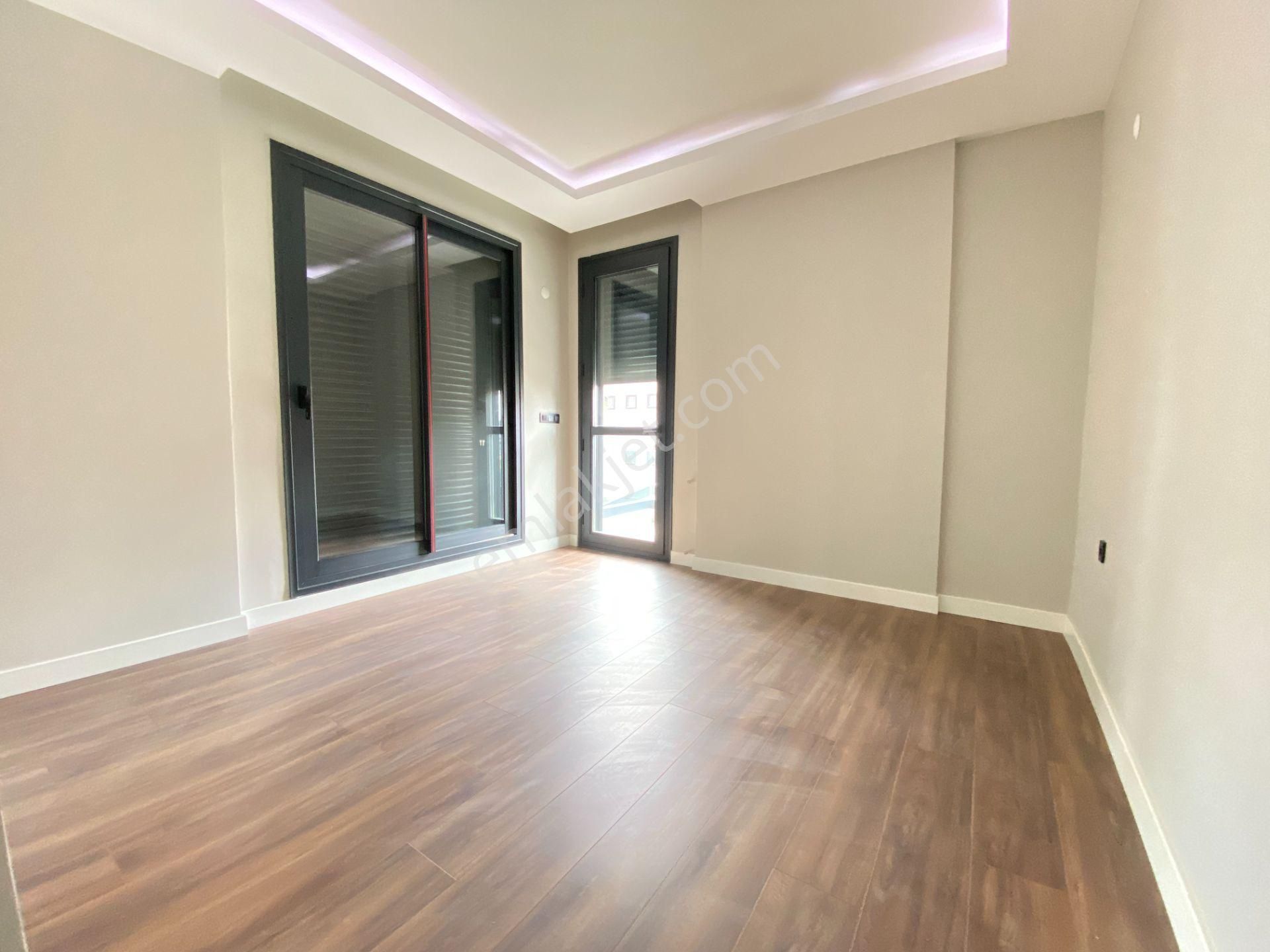 Gümüldür De Deniz Tarafında Yerden Isıtma Lüx Satılık 4+1 Villa - Görsel 26