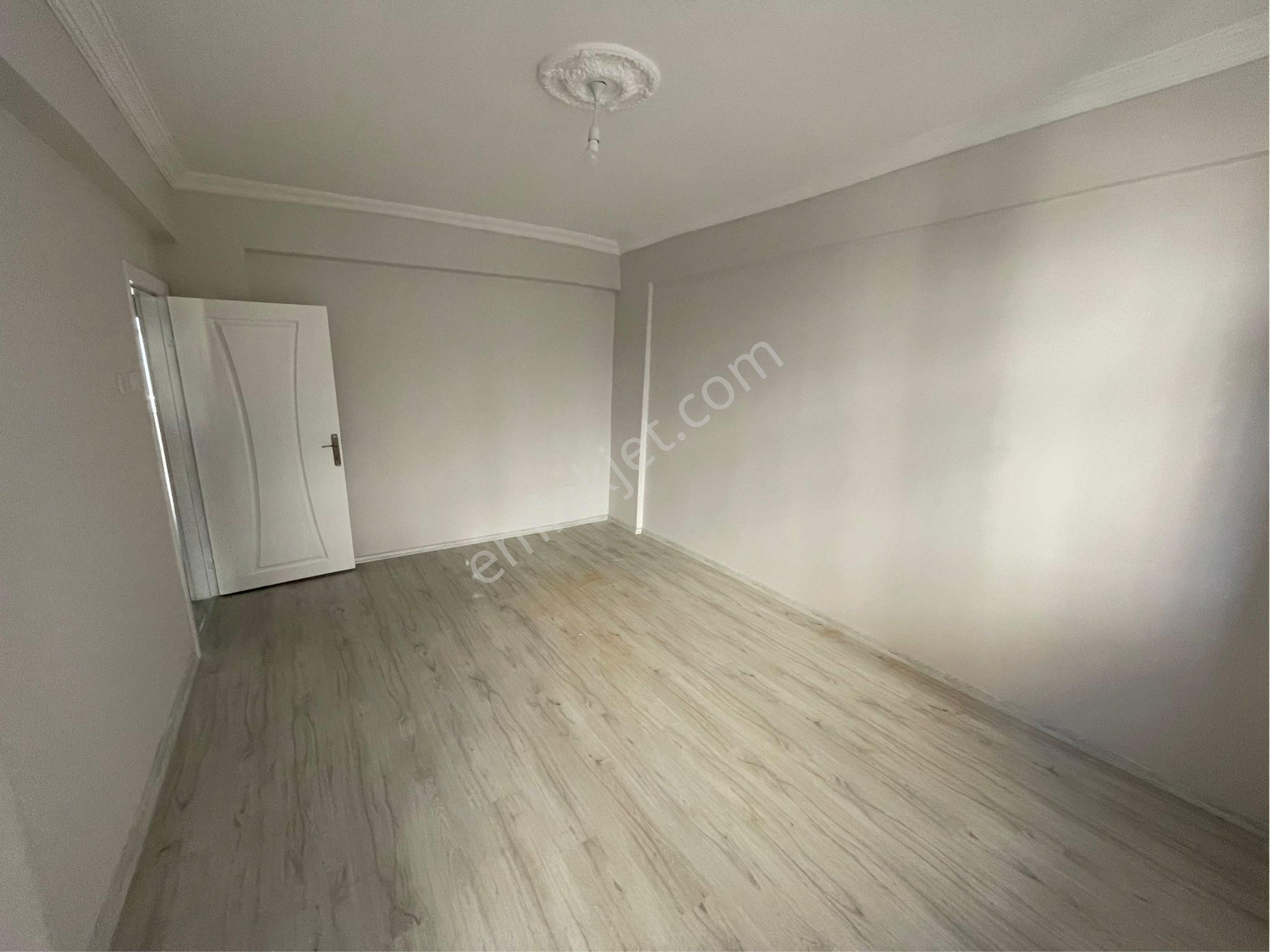 Samsun Modern Pazarında Ara Kat Geniş 2+1 - Görsel 12