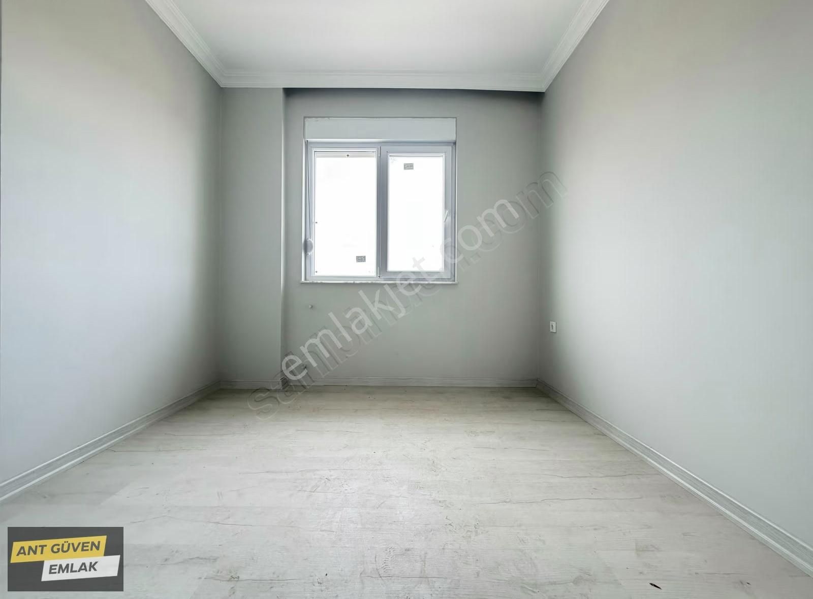 Yeniköyde Devlet Hastanesine Yakın 2+1 Asansörlü Arakat Daire - Görsel 3