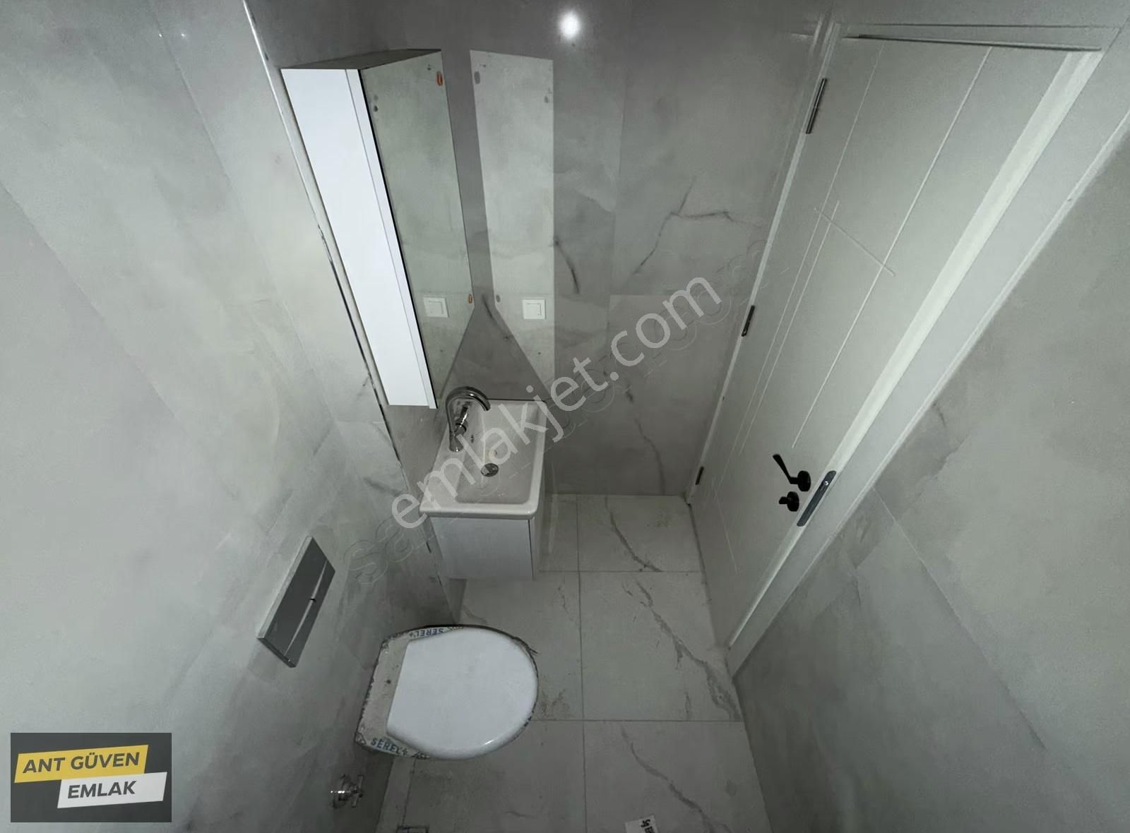 Yeniköyde Devlet Hastanesine Yakın 2+1 Asansörlü Arakat Daire - Görsel 34