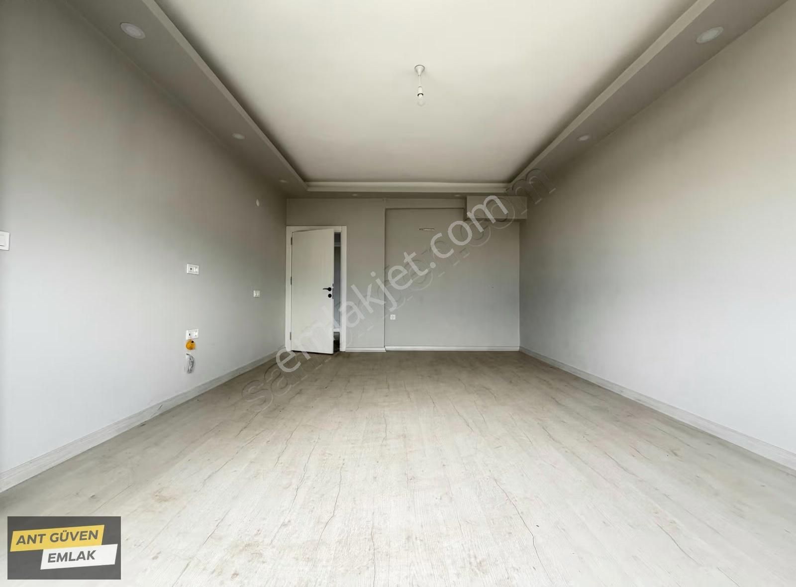 Yeniköyde Devlet Hastanesine Yakın 2+1 Asansörlü Arakat Daire - Görsel 19