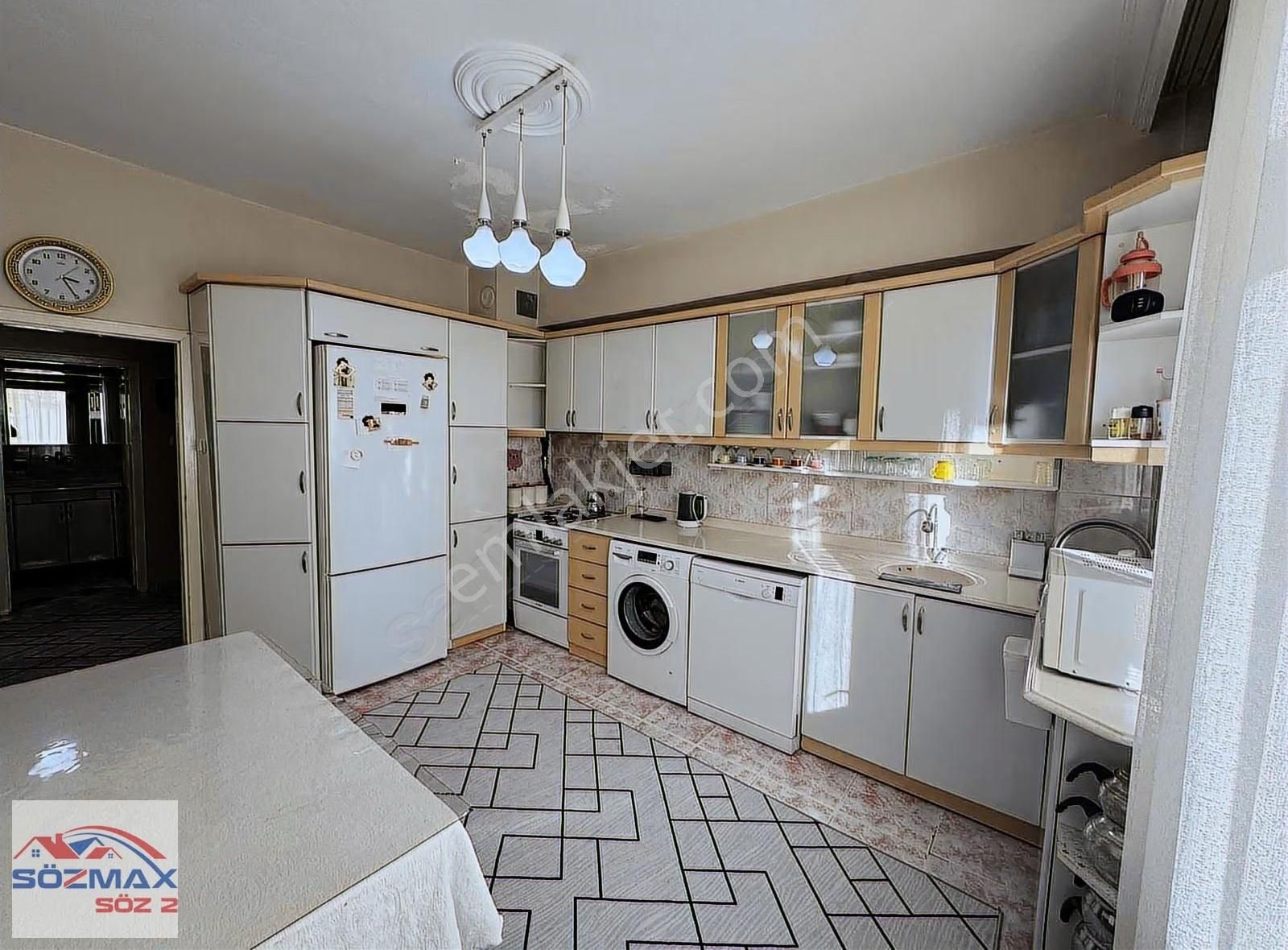 Kocasınan Mıthatpaşa'da Satılık 3 + 1 Genış Daıre - Görsel 9