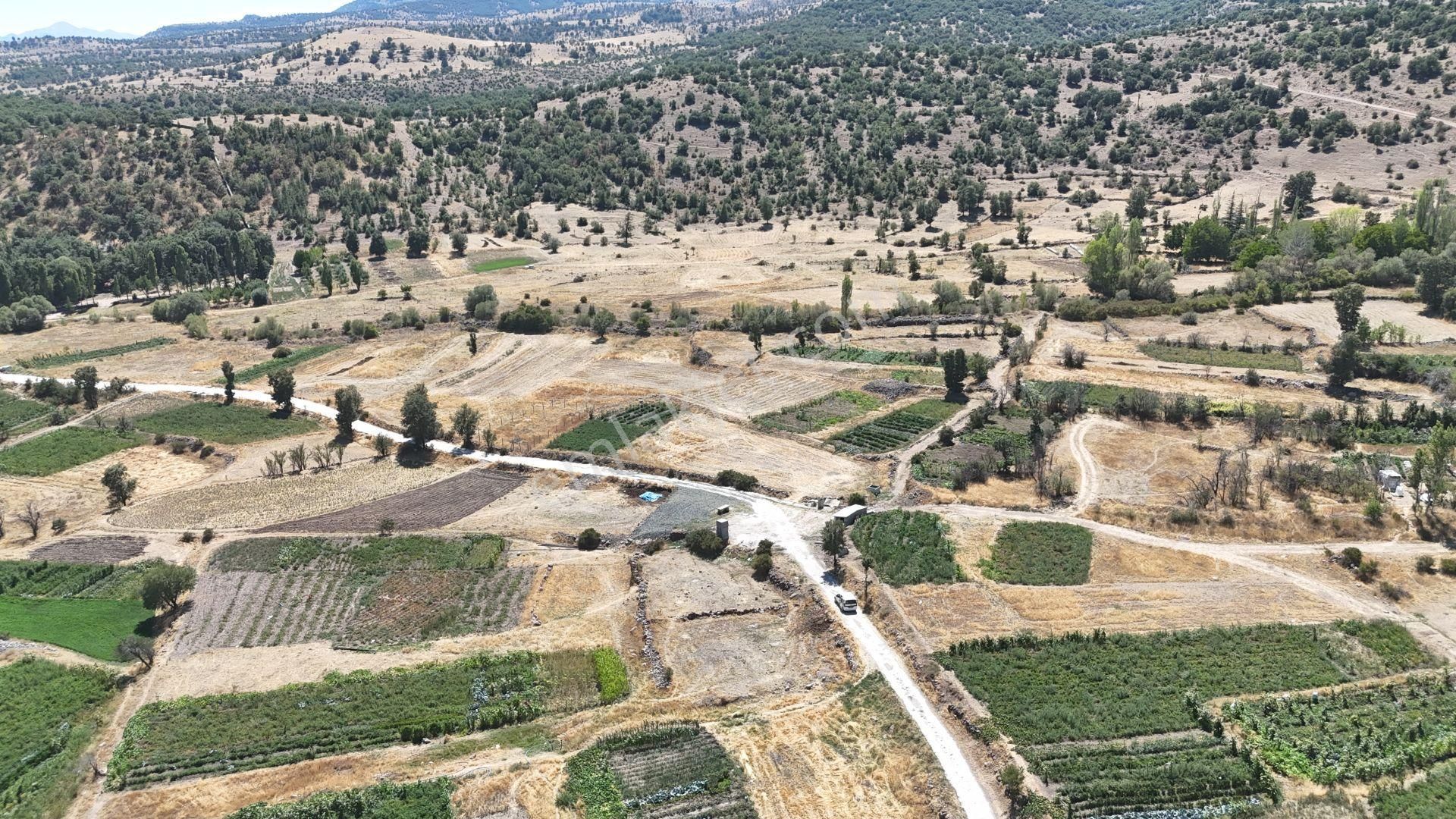 Konya / Meram / Kayalı Mahallesinde 277 M ² Müstakil Tapulu Tarla - Görsel 2