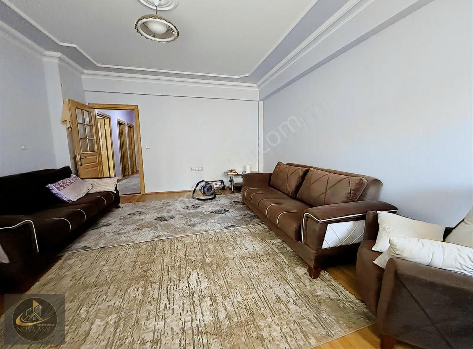 Sultanmesut Mah. Çınar Sk. Eşyalı Kiralık 3+1 Daire - Görsel 5