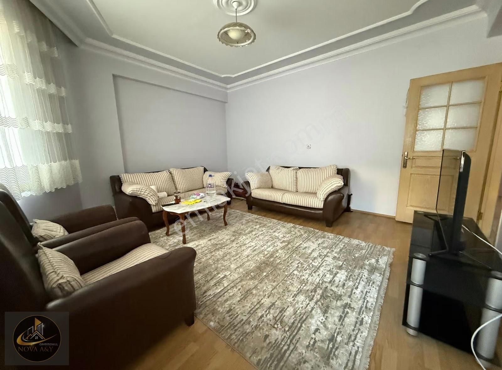 Sultanmesut Mah. Çınar Sk. Eşyalı Kiralık 3+1 Daire - Görsel 17