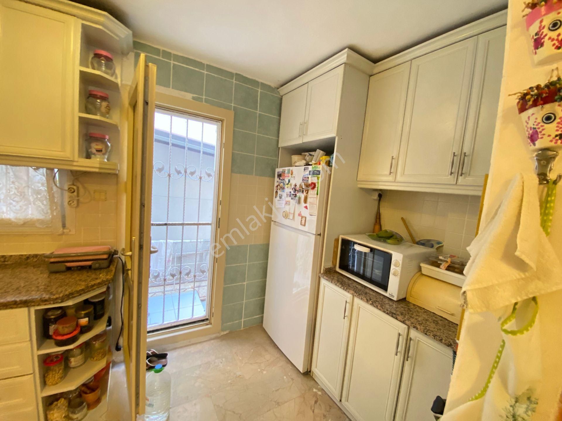 Seferihisar Doğanbeyde Yıldız Tur Sitesi Demize 50mt Satılık 3+1 Villa - Görsel 12