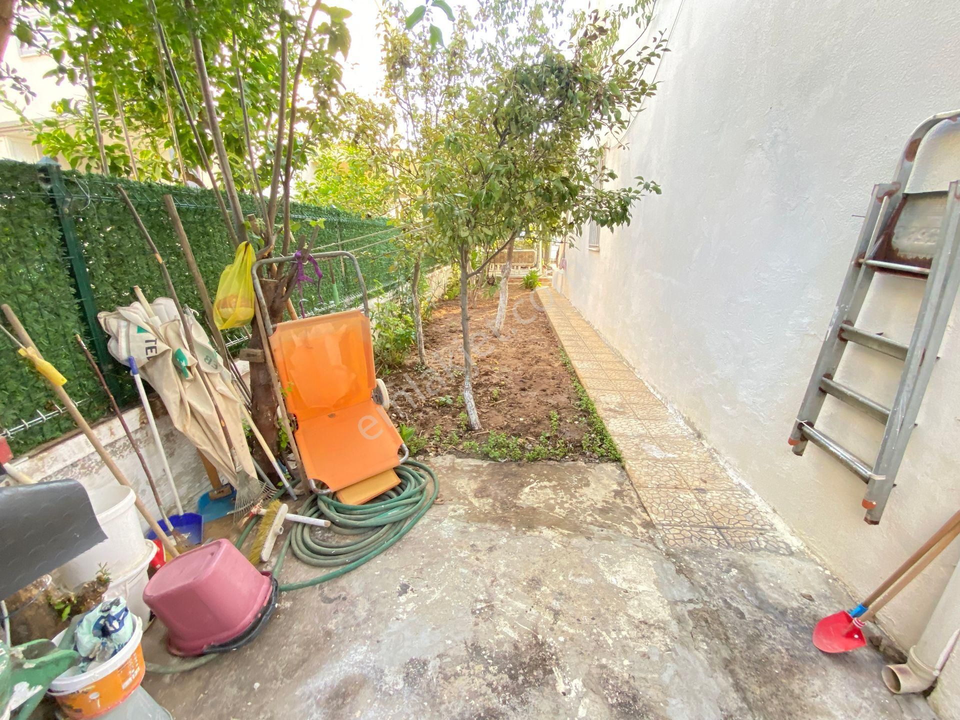 Seferihisar Doğanbeyde Yıldız Tur Sitesi Demize 50mt Satılık 3+1 Villa - Görsel 11