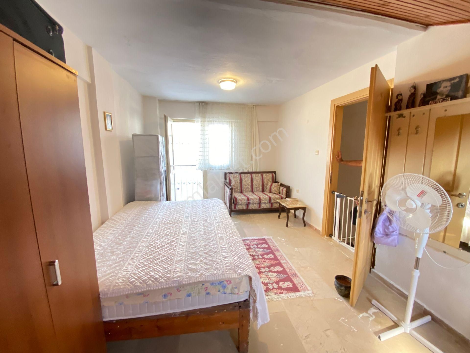 Seferihisar Doğanbeyde Yıldız Tur Sitesi Demize 50mt Satılık 3+1 Villa - Görsel 33