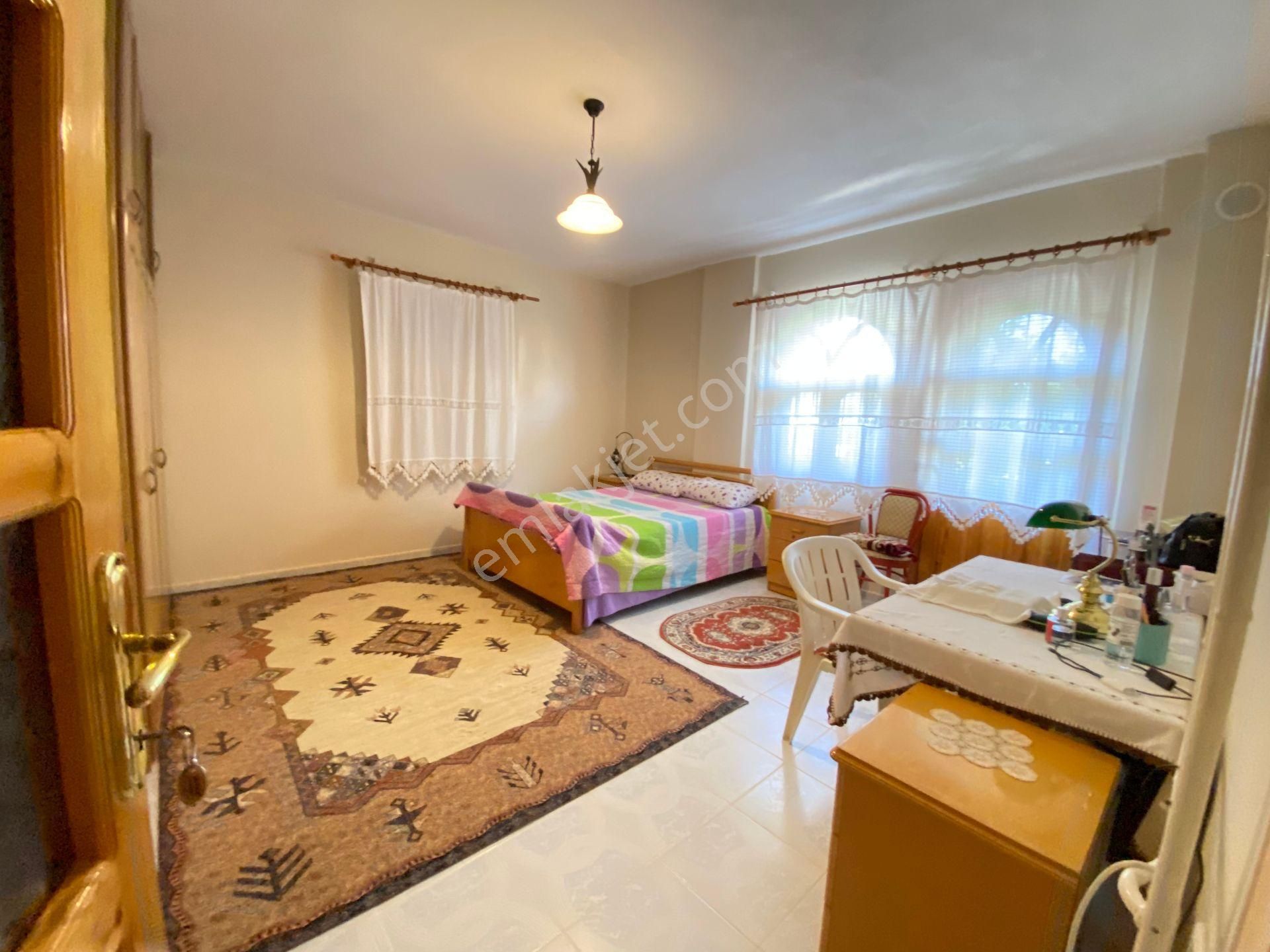 Seferihisar Doğanbey De Denize Yakın Satılık Lüx 7+1 Villa - Görsel 10