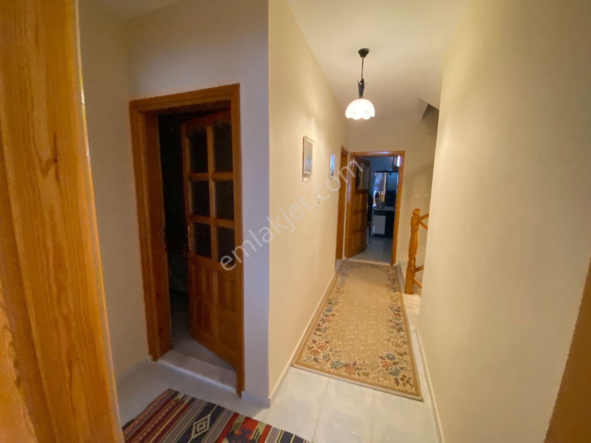 Seferihisar Doğanbey De Denize Yakın Satılık Lüx 7+1 Villa - Görsel 11