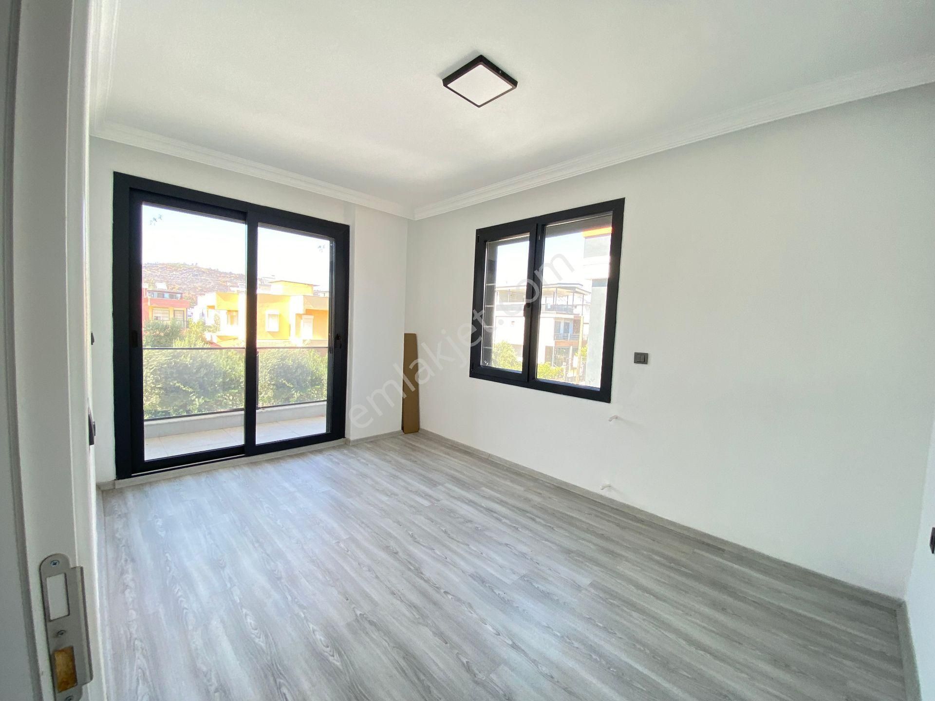 Seferihisar Doğanbey De Köşe Villa Denize 750mt Satılık 3+1 Villa - Görsel 19