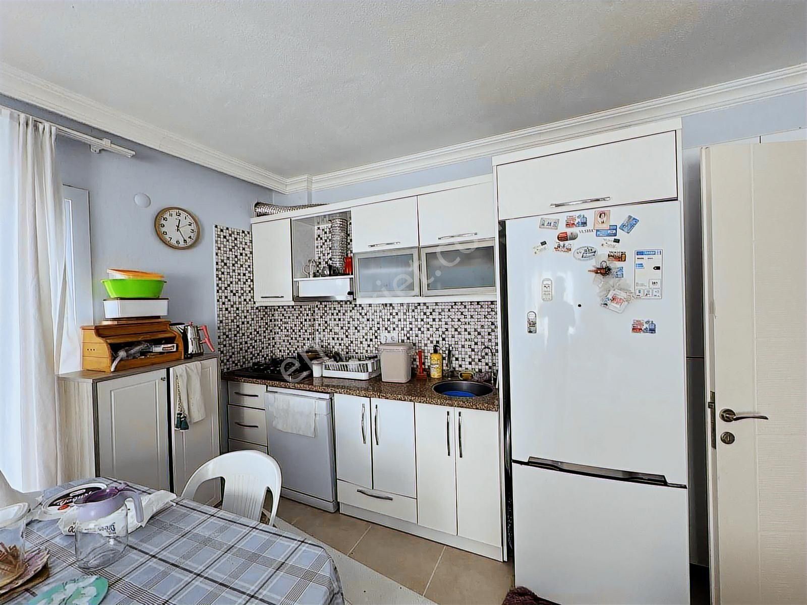 Ürkmez Merkez De Satılık 2+1 Yazlık Daire Denize 350 Metre - Görsel 19