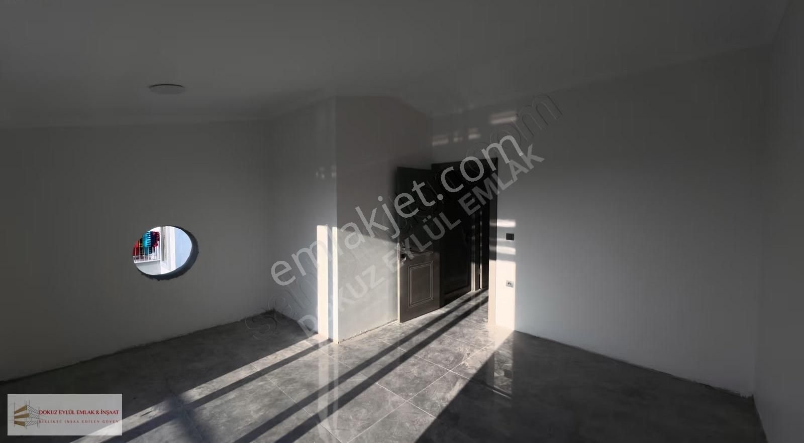 Dikili Cumhuriyet Mah Yatay Mimari Satalık Villa - Görsel 11