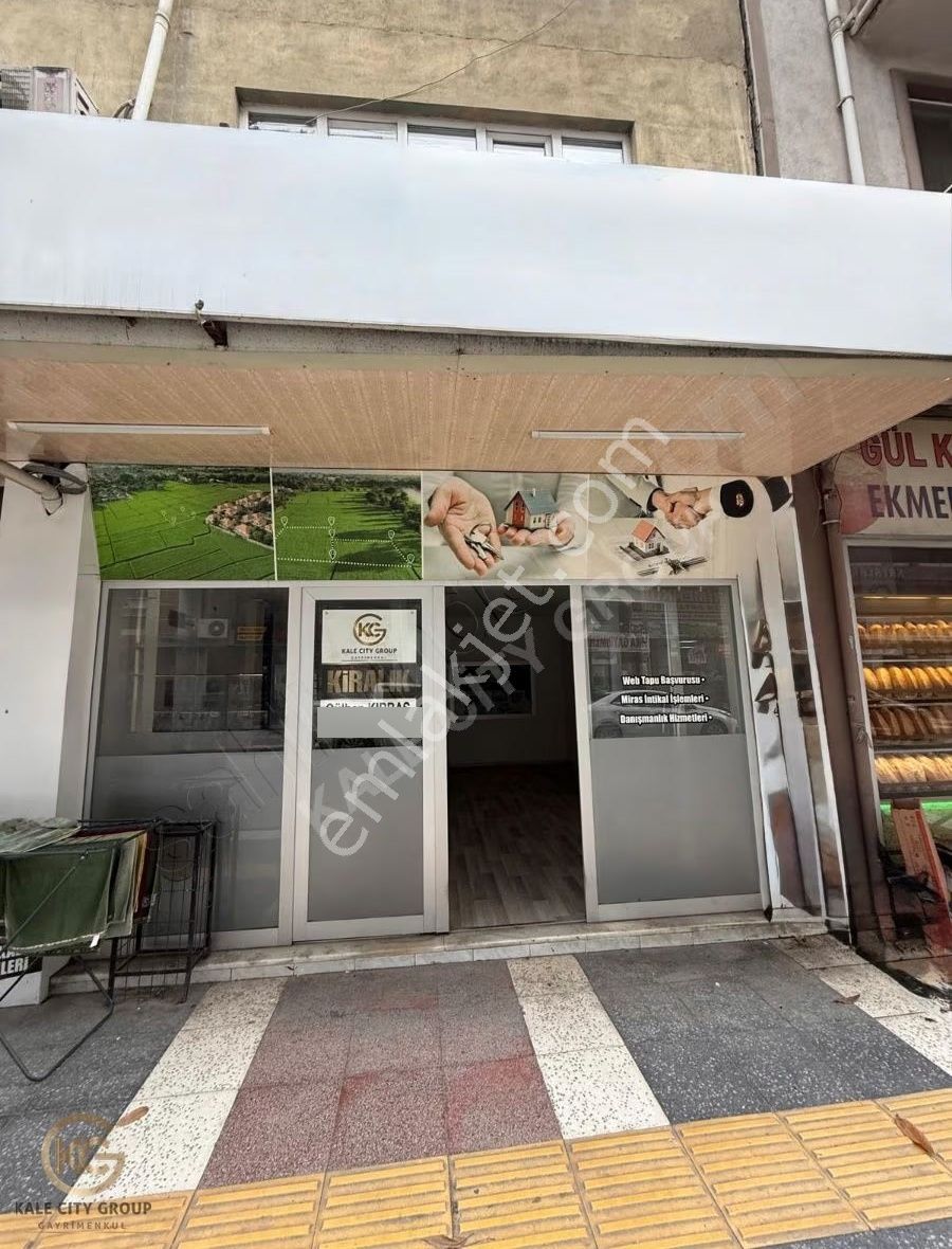 Biga Hamdibey Mah.istiklal Cad.kiralık İş Yeri