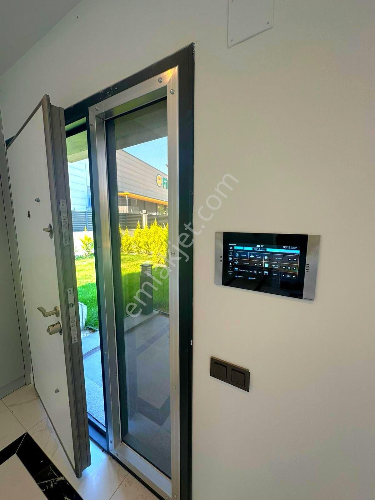 Ata Emlak'tan Plaja Ve Avm'lere Yakın Havuzlu Sitede Sıfır Villa - Görsel 33