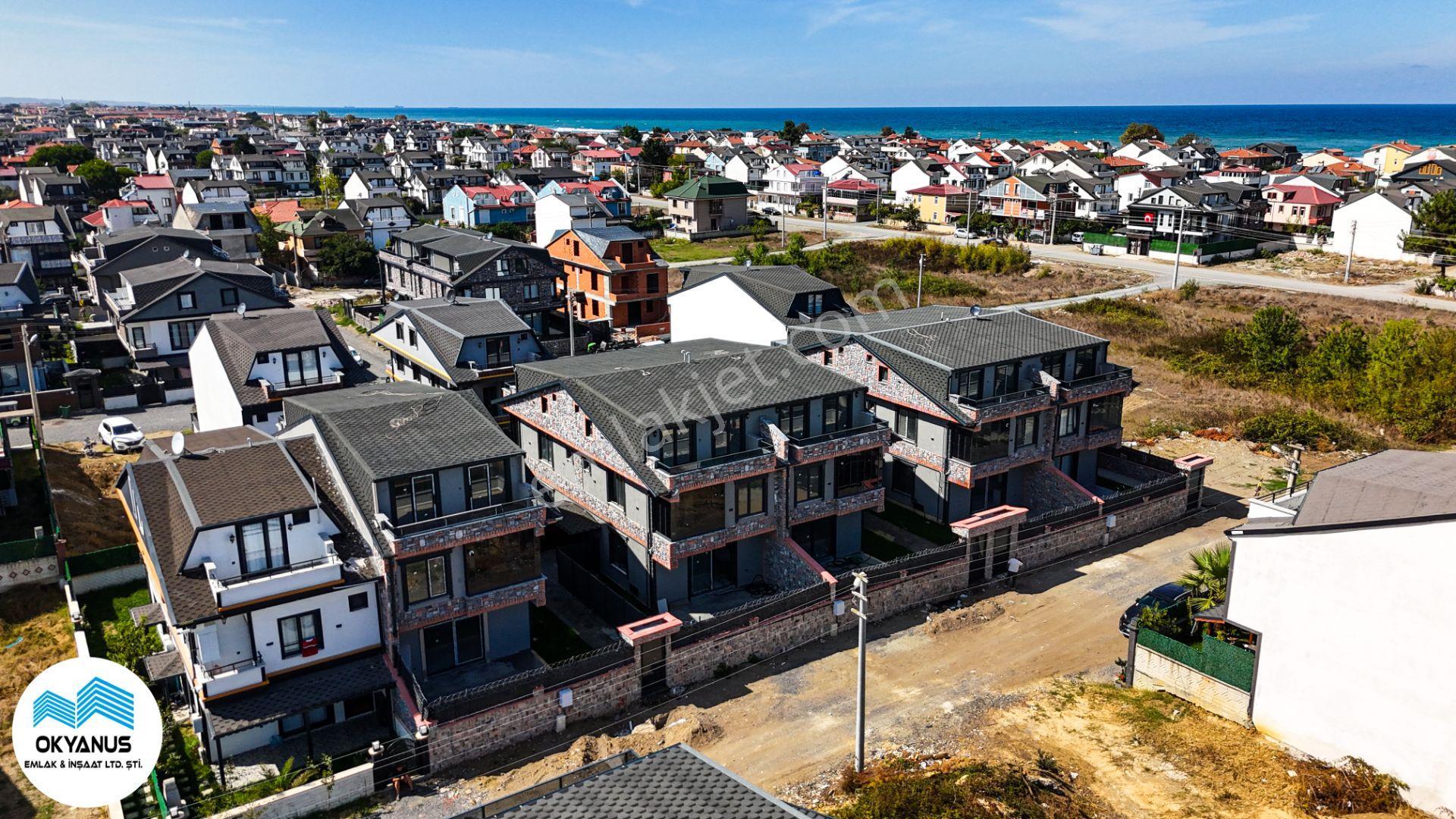 Sakarya Kocaali'de Havuzlu Modern Mimariye Sahip 4+1 Villa