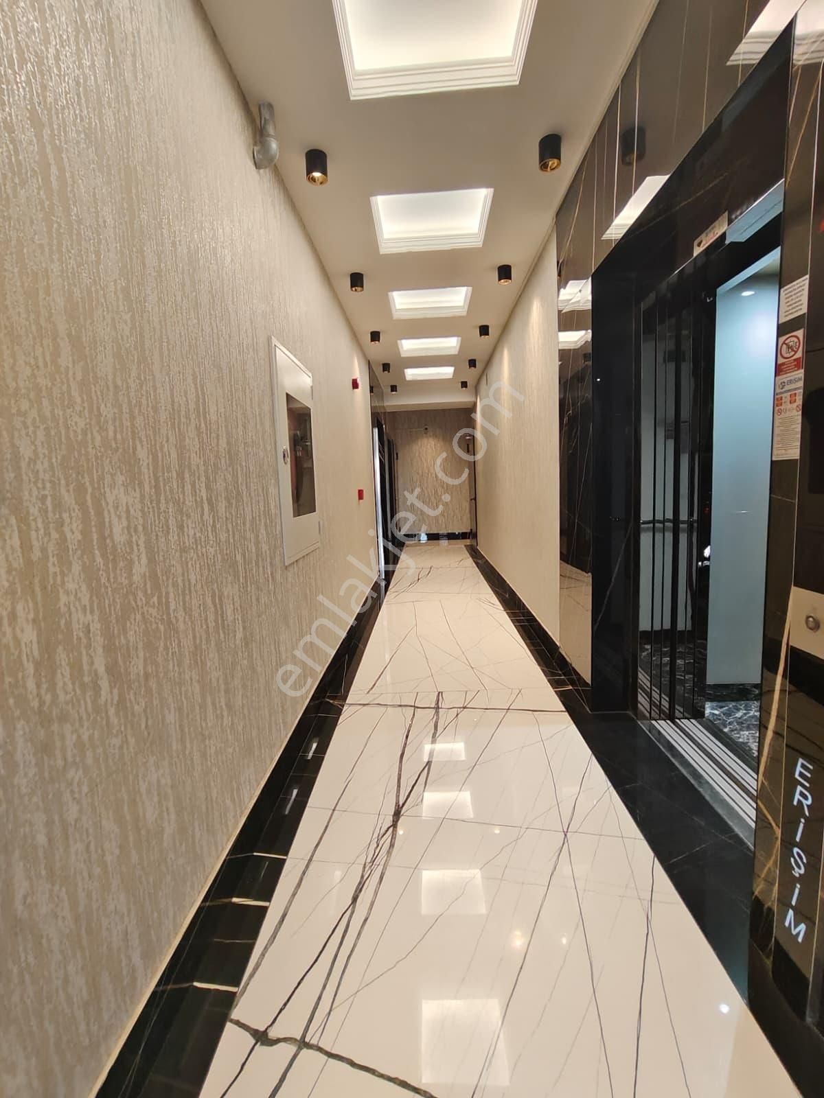 Beyazşehirde Mızrak İnşaat 4+1 Meskenli Lüks Geniş Daire - Görsel 18