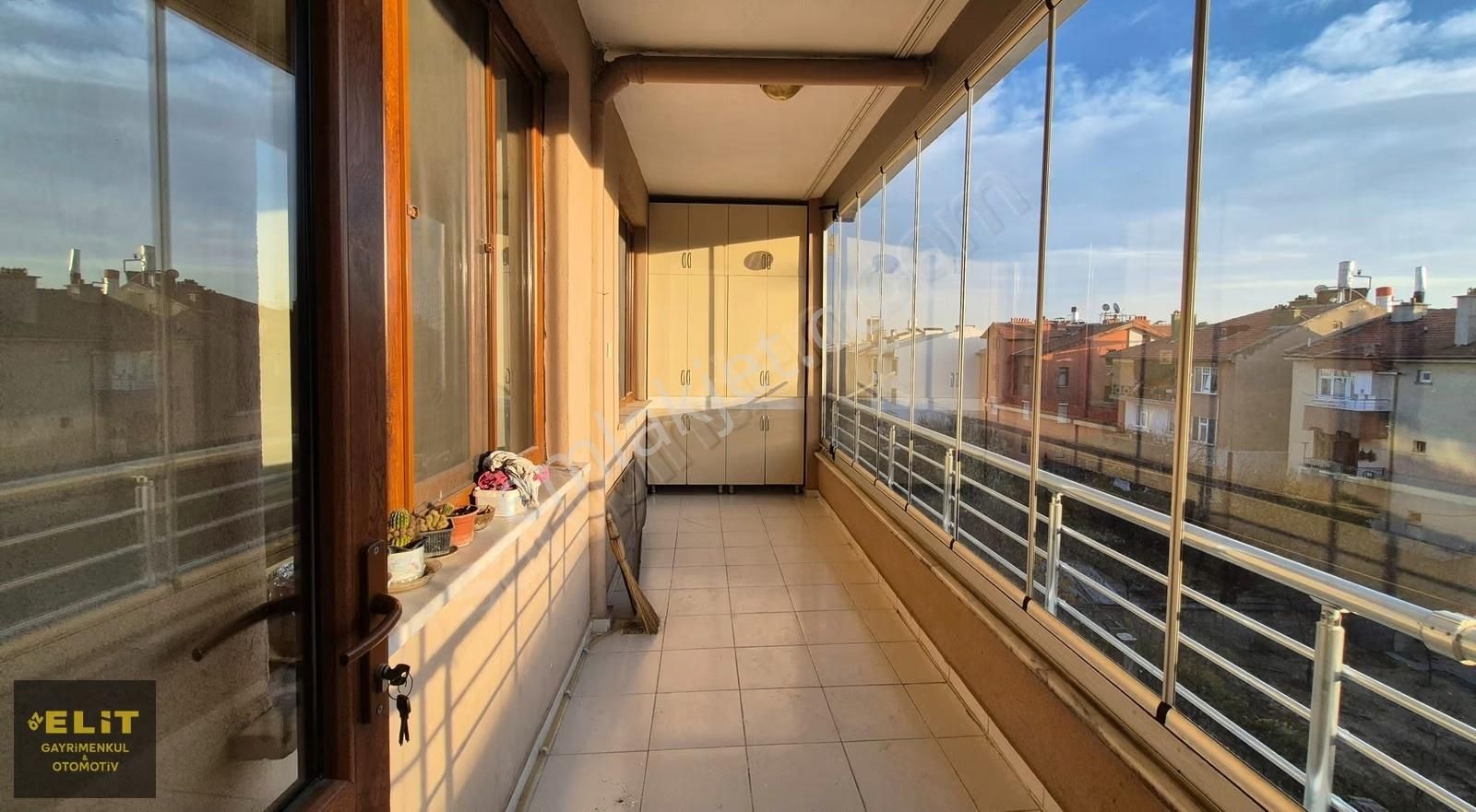 Öz Elit'den Hüsamettin Çelebide Satılık 6+2 Daire - Görsel 27