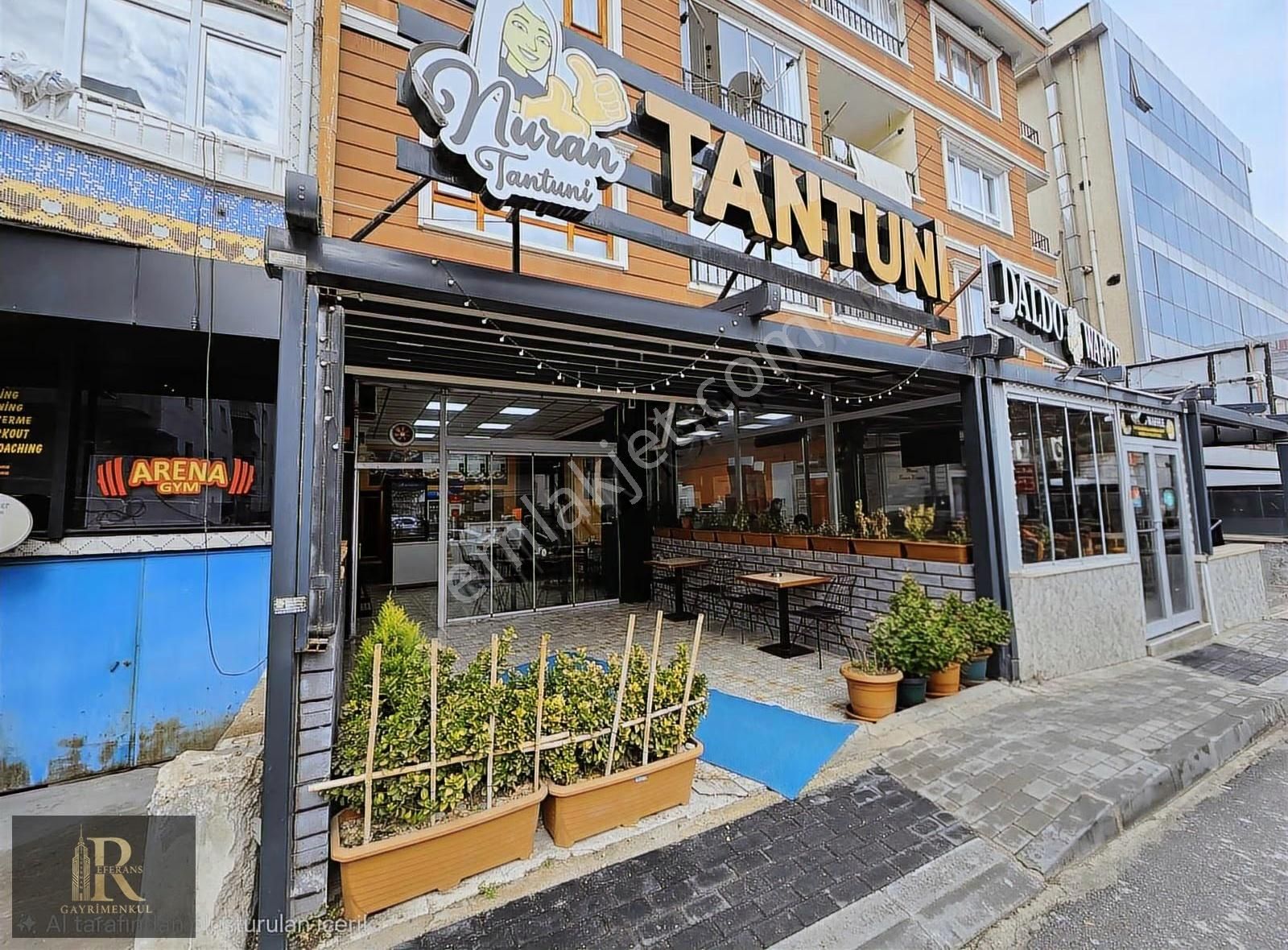 Elvankent 14. Cadde Cepheli Devren Satılık Nuran Tantuni Salonu