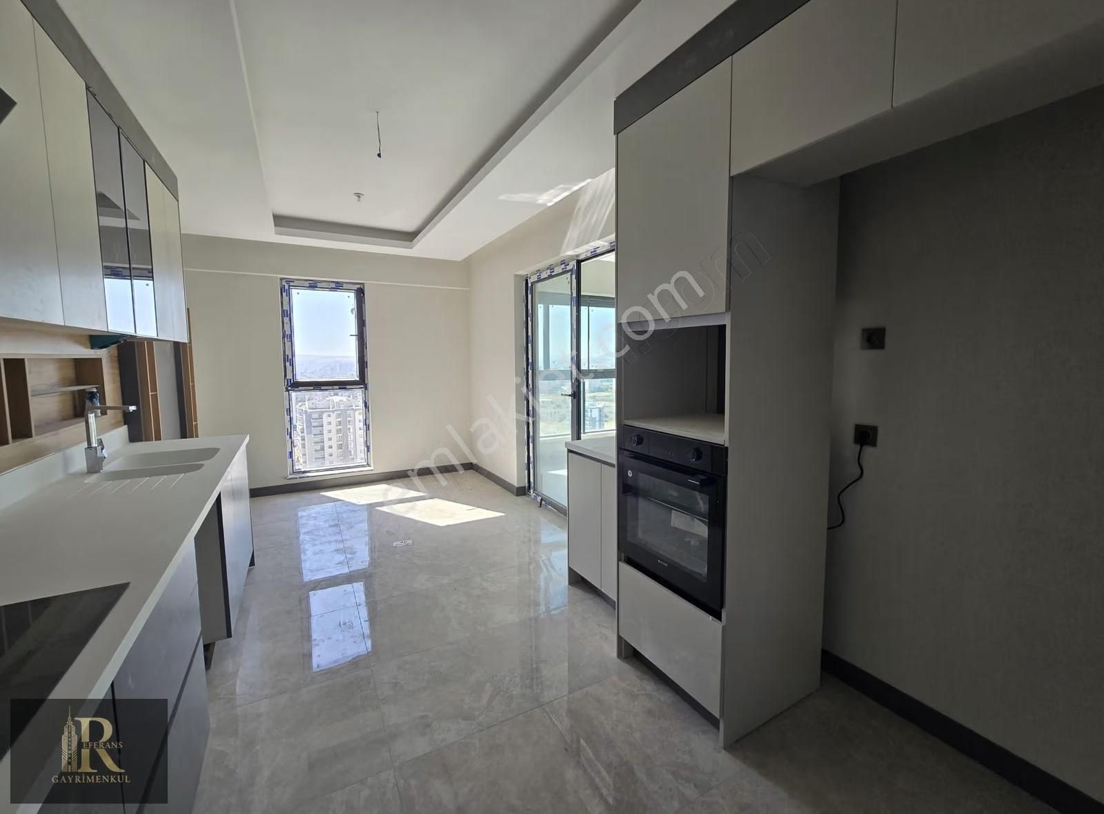 Göksu Kaşmir Avm_yakını 4.5+1 Yerden Isıtma Sıfır Satılık Daire