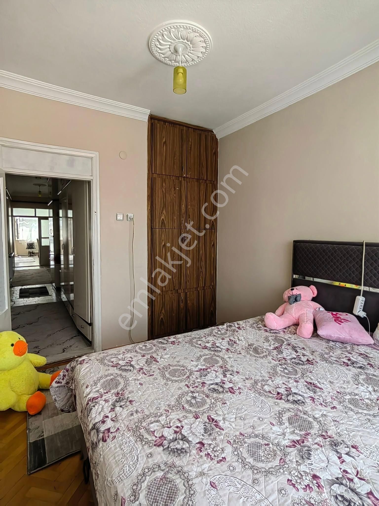 Nasreddin Emlaktan İstasyon Caddesi Üzeri Satılık Daire - Görsel 7