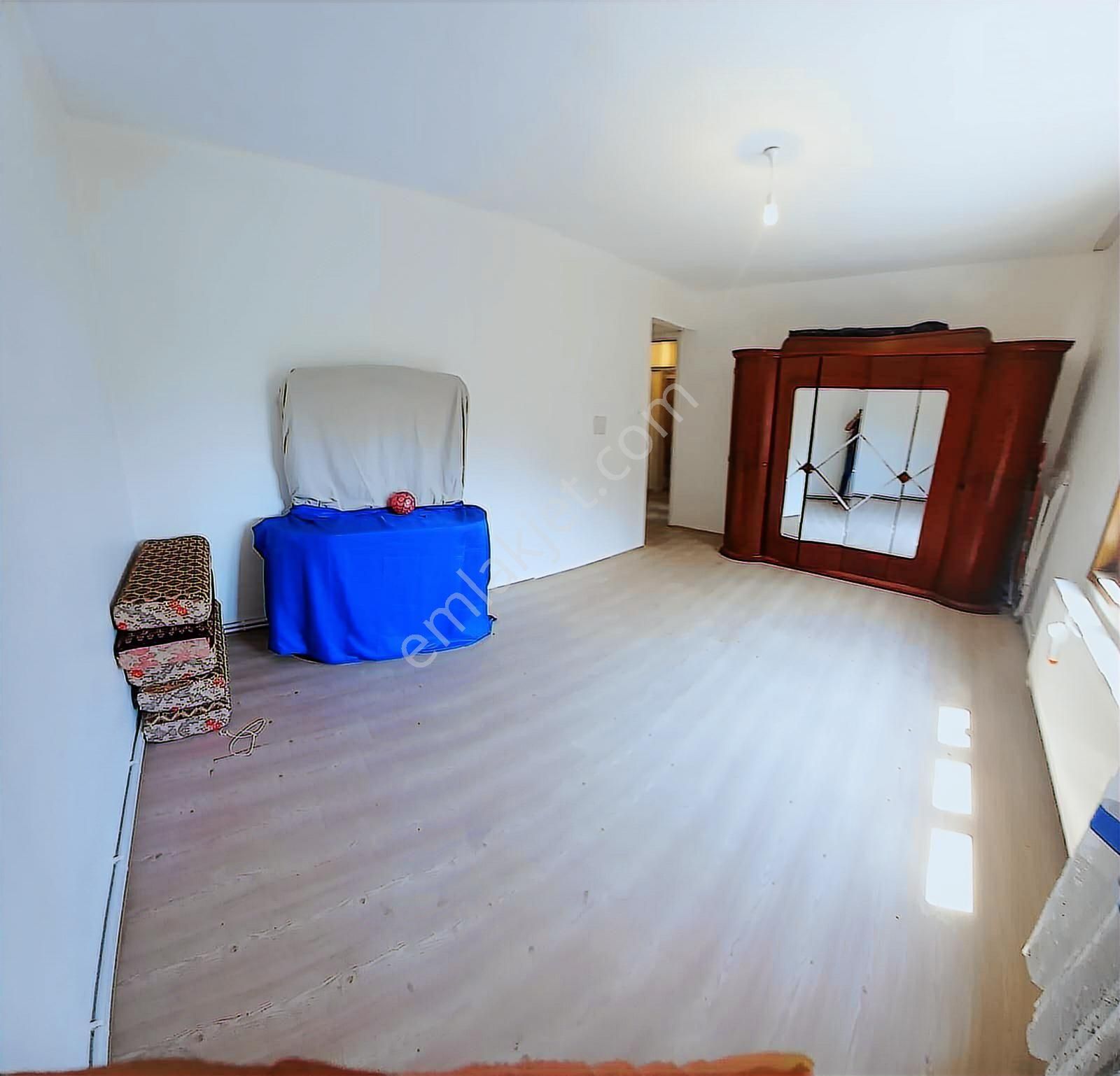 Aydınlık Çarşamba Pazarı Yanında Satılık Arakat 3+1 Daire - Görsel 7