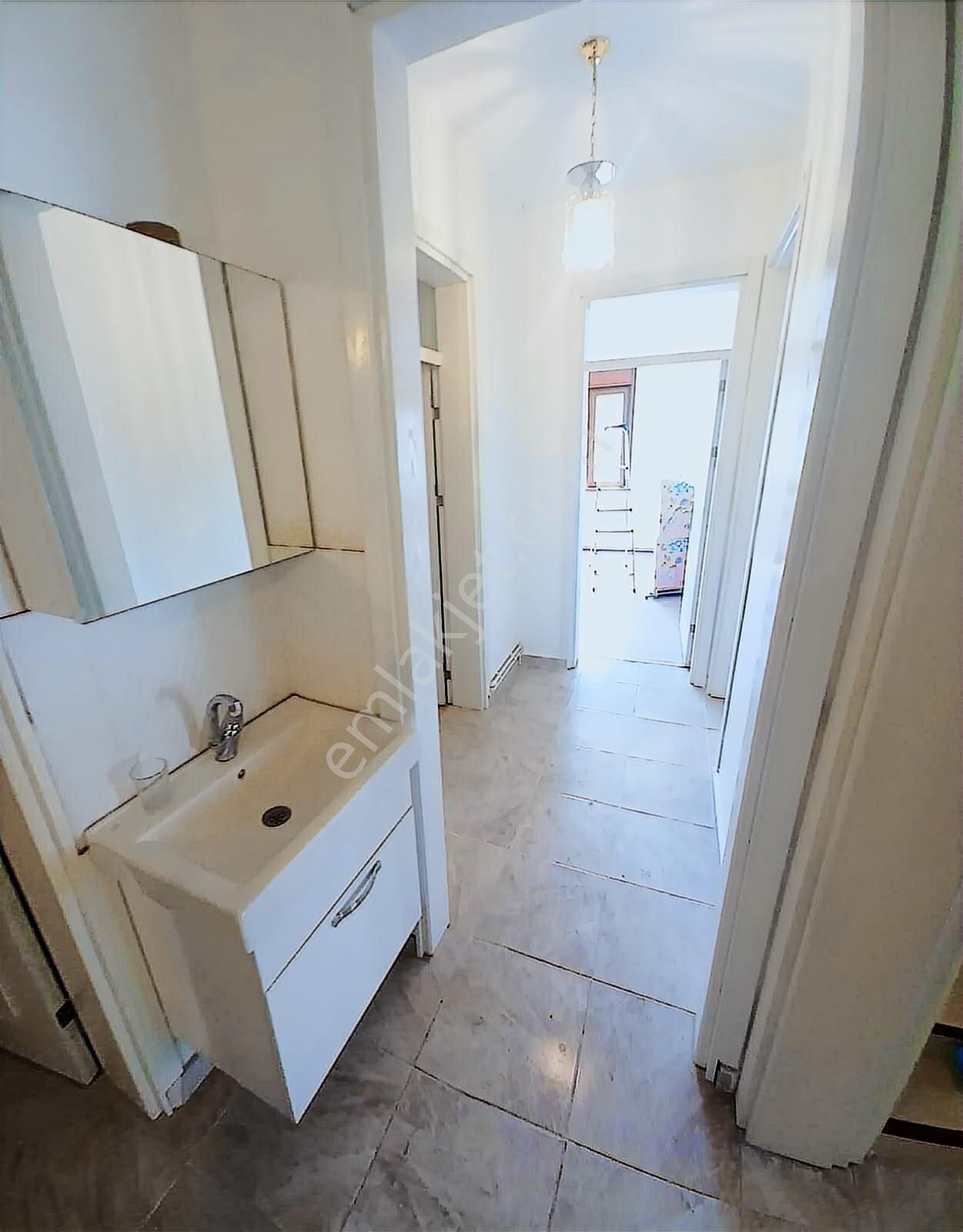 Aydınlık Çarşamba Pazarı Yanında Satılık Arakat 3+1 Daire - Görsel 11