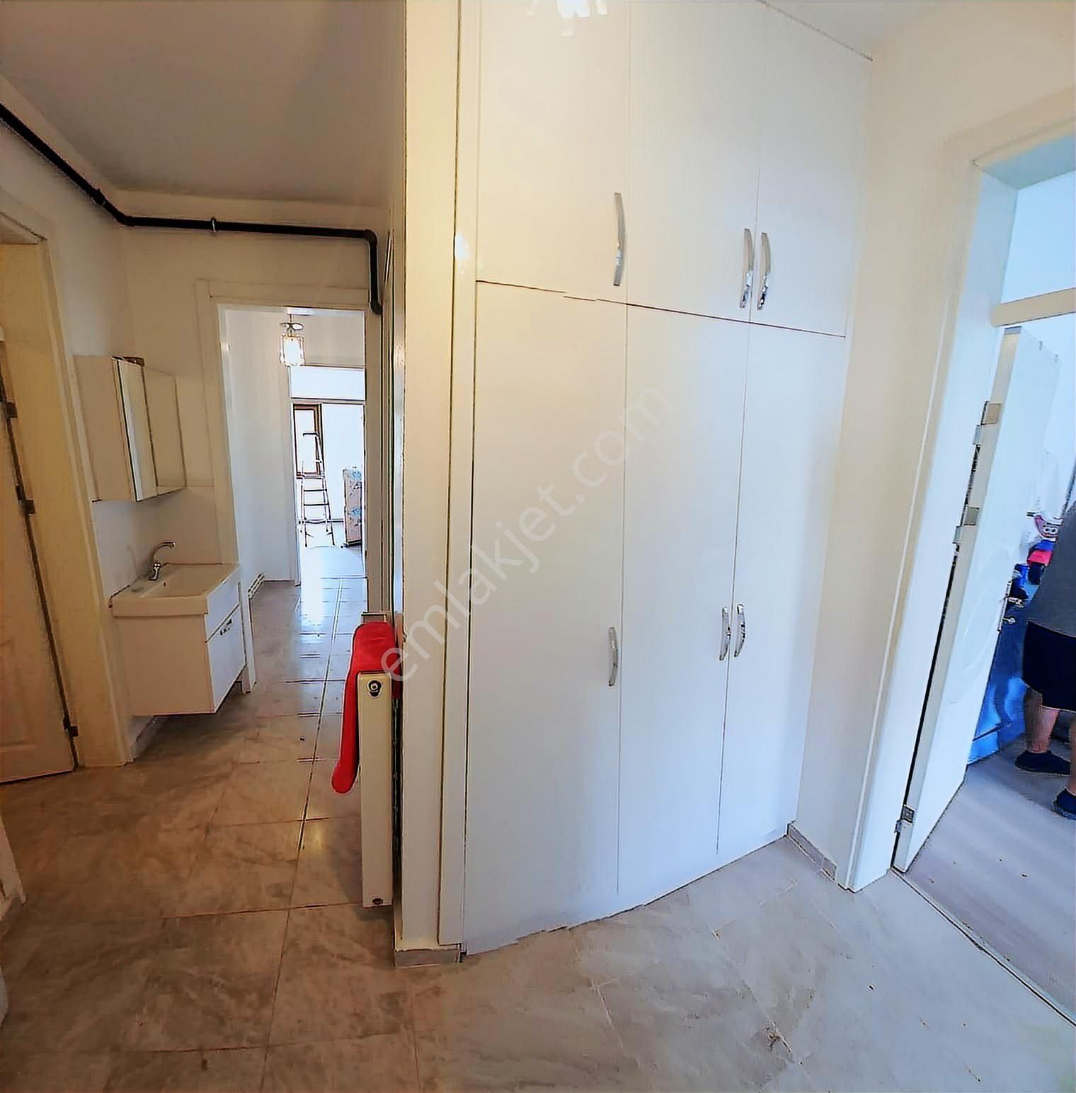 Aydınlık Çarşamba Pazarı Yanında Satılık Arakat 3+1 Daire - Görsel 13